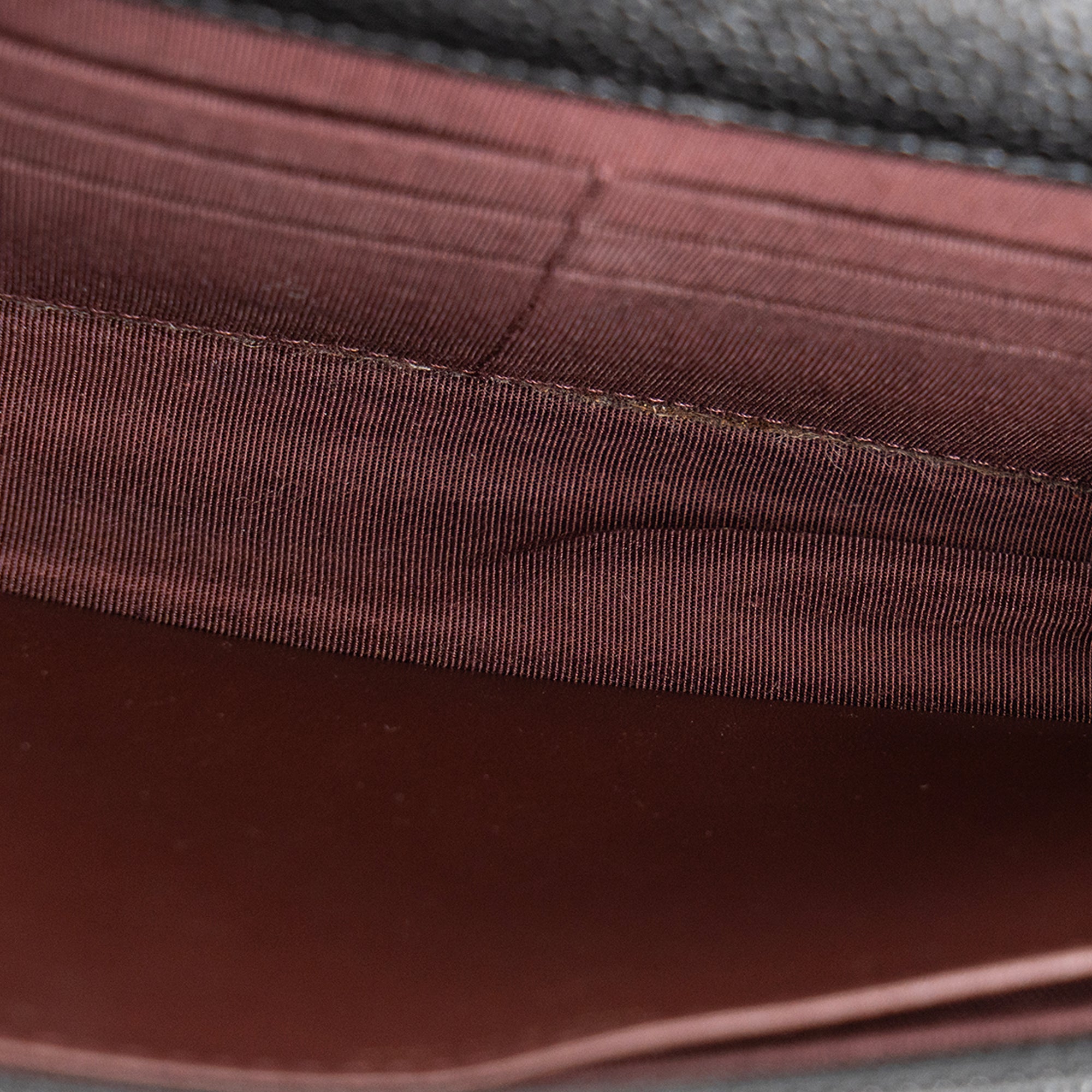 CHANEL - Sac à bandoulière Wallet on Chain classique/timeless Chanel en cuir caviar noir