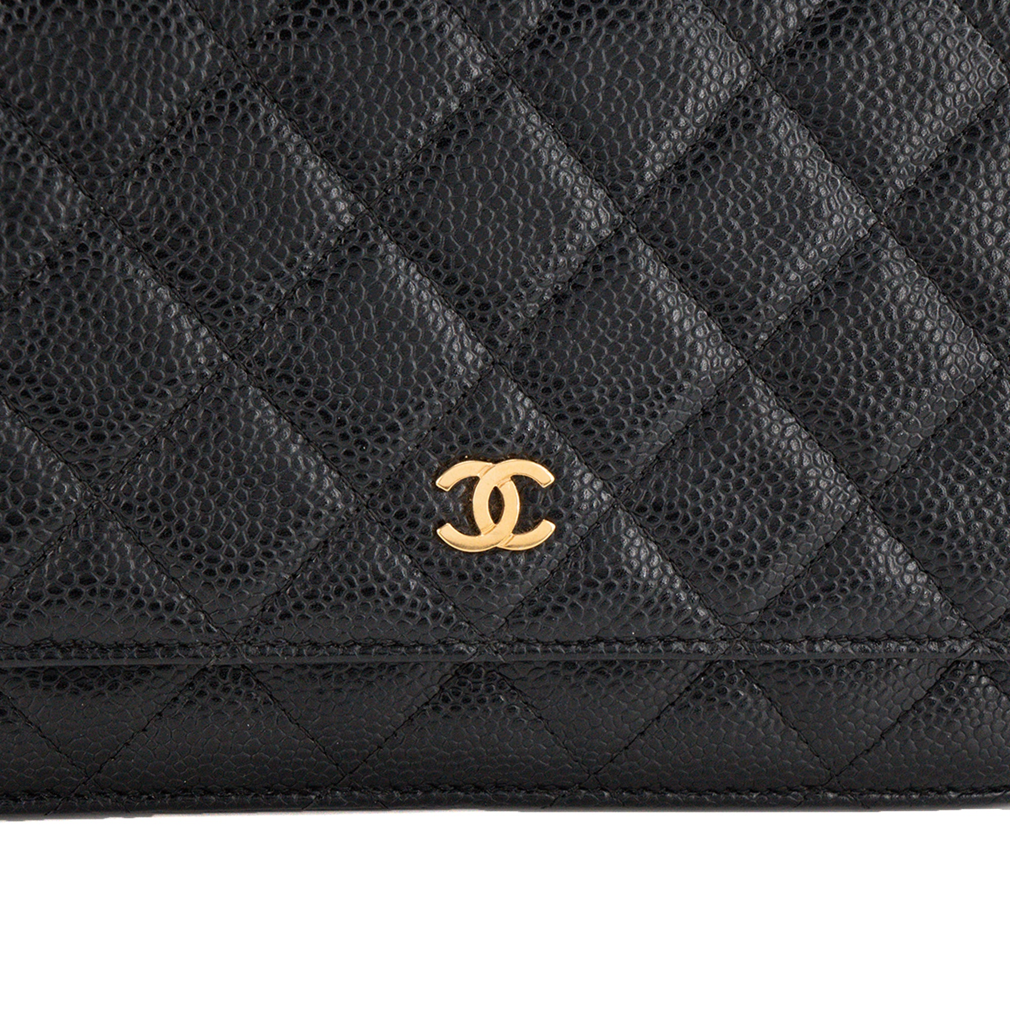 CHANEL - Sac à bandoulière Wallet On Chain Classique/Timeless Chanel en cuir caviar noir