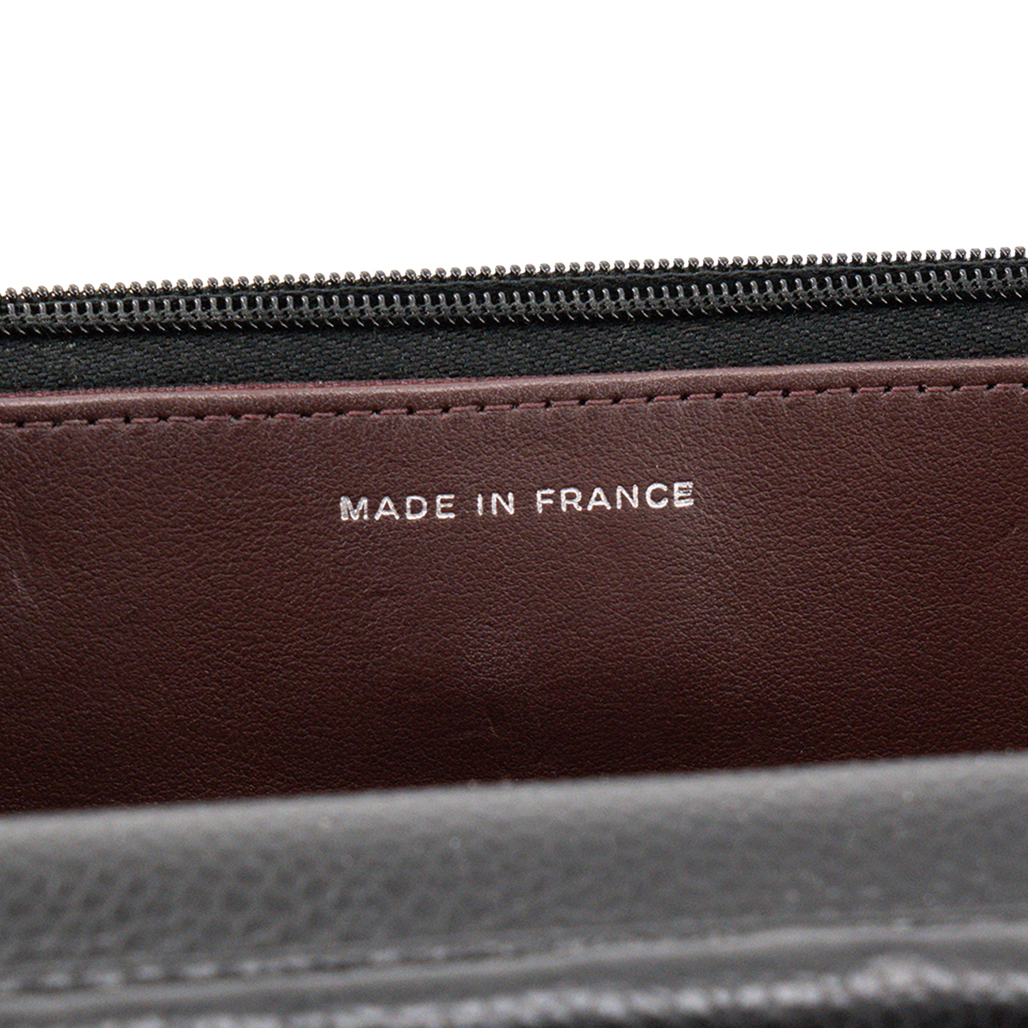CHANEL - Sac à bandoulière Wallet On Chain Classique/Timeless Chanel en cuir caviar noir