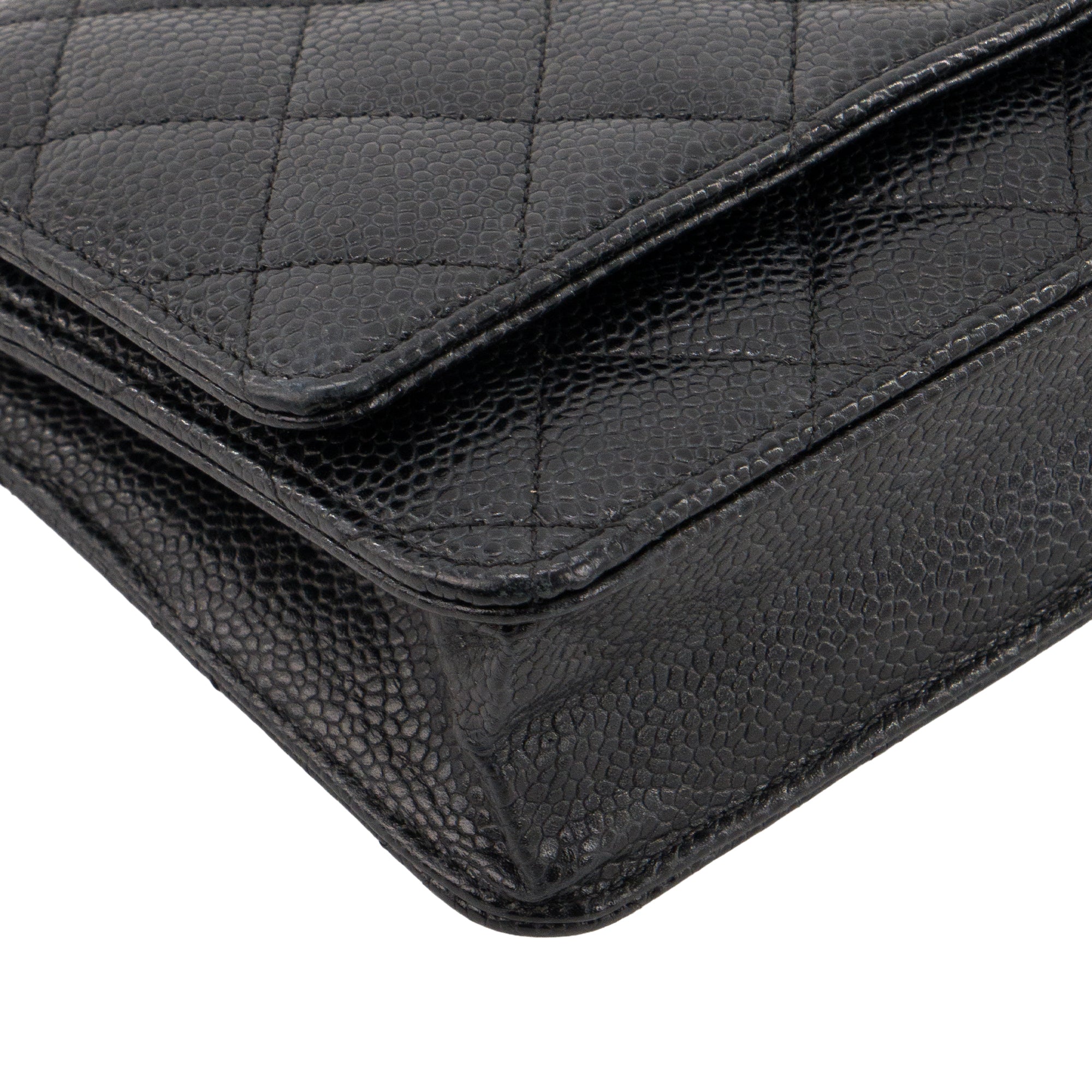 CHANEL - Sac à bandoulière Wallet On Chain Classique/Timeless Chanel en cuir caviar noir