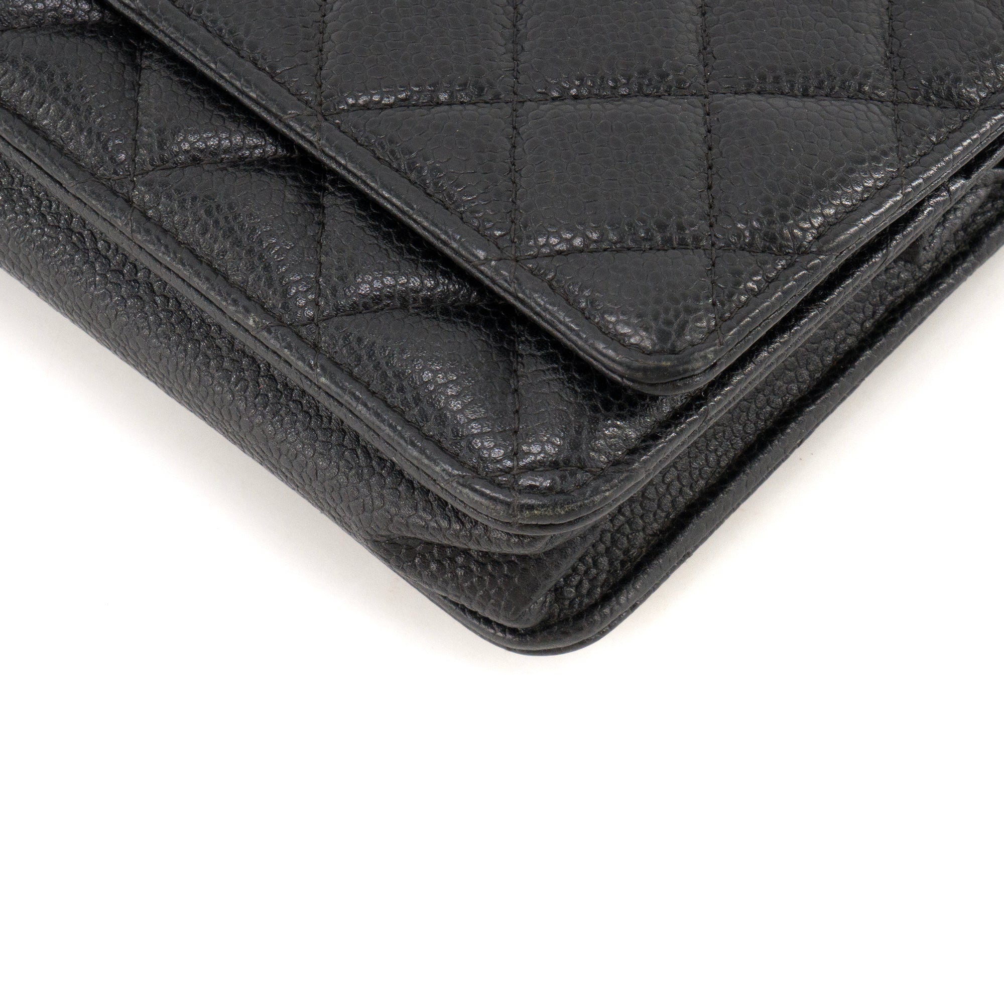 CHANEL - Sac à bandoulière Wallet On Chain Classique/Timeless Chanel en cuir caviar noir