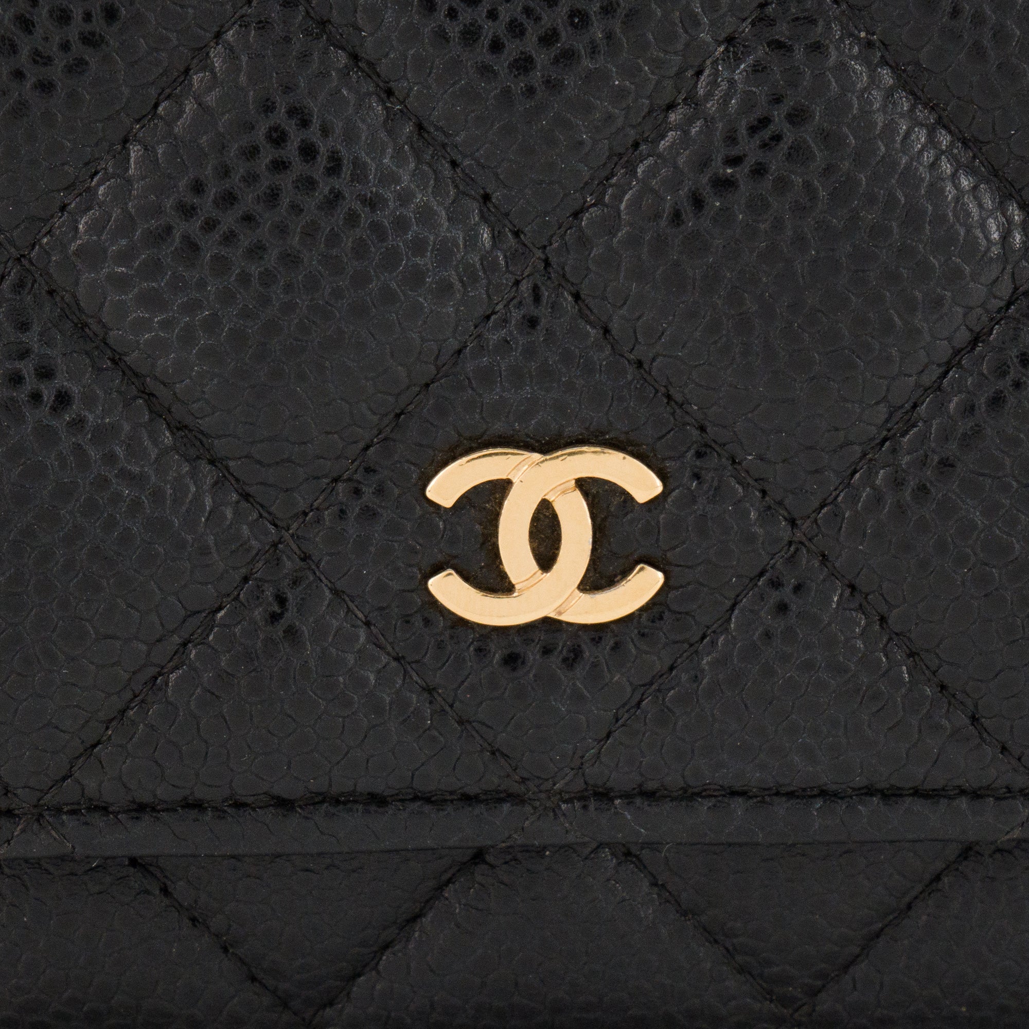 CHANEL - Sac à bandoulière Wallet On Chain Classique/Timeless Chanel en cuir caviar noir