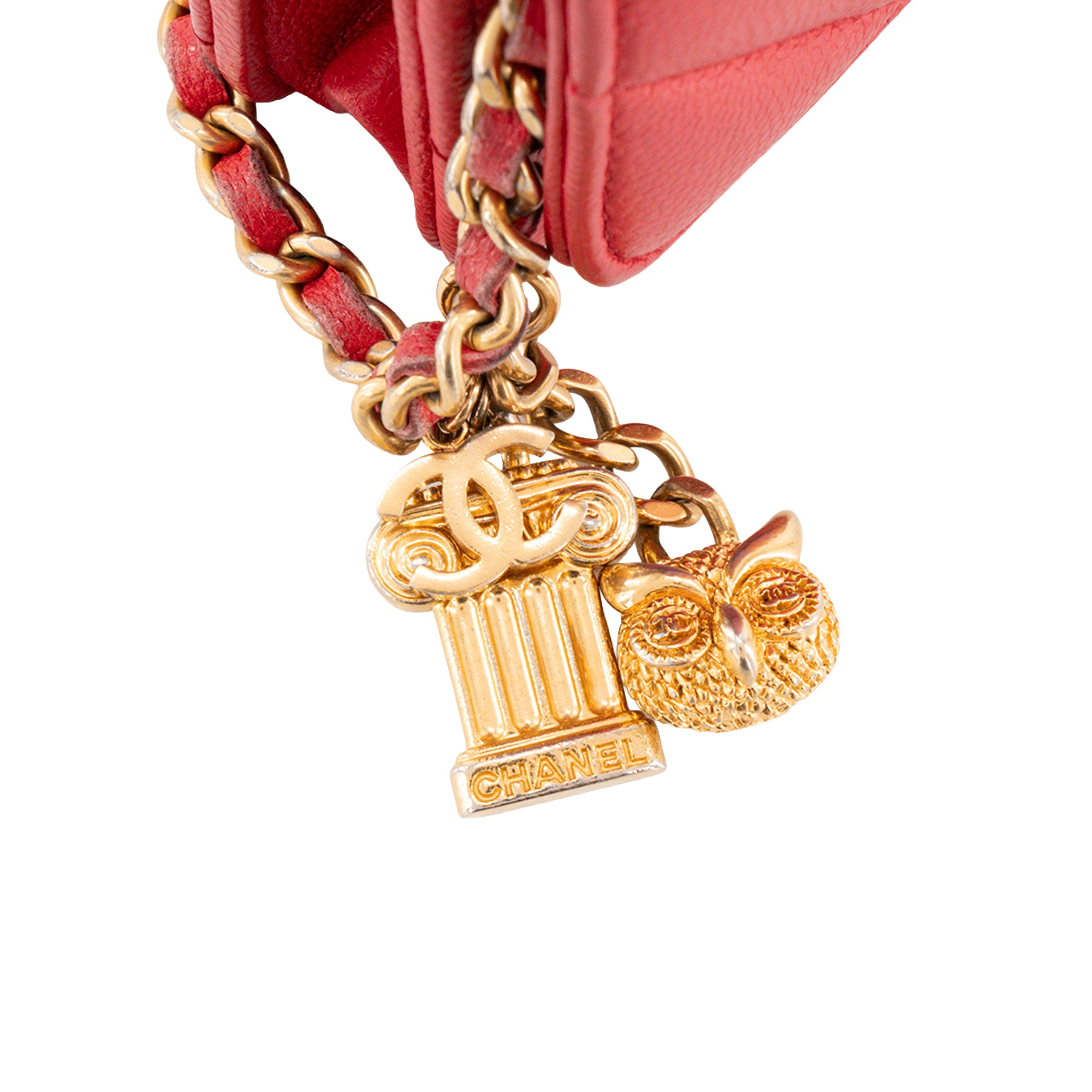 CHANEL - Sac à bandoulière Wallet On Chain Classique/Timeless Chanel en cuir caviar rouge édition limitée