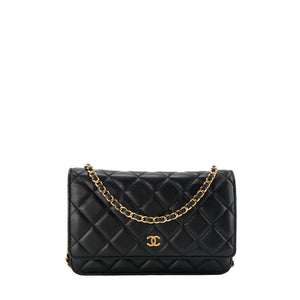CHANEL - Sac à bandoulière Wallet On Chain Classique/Timeless Chanel en cuir lisse noir