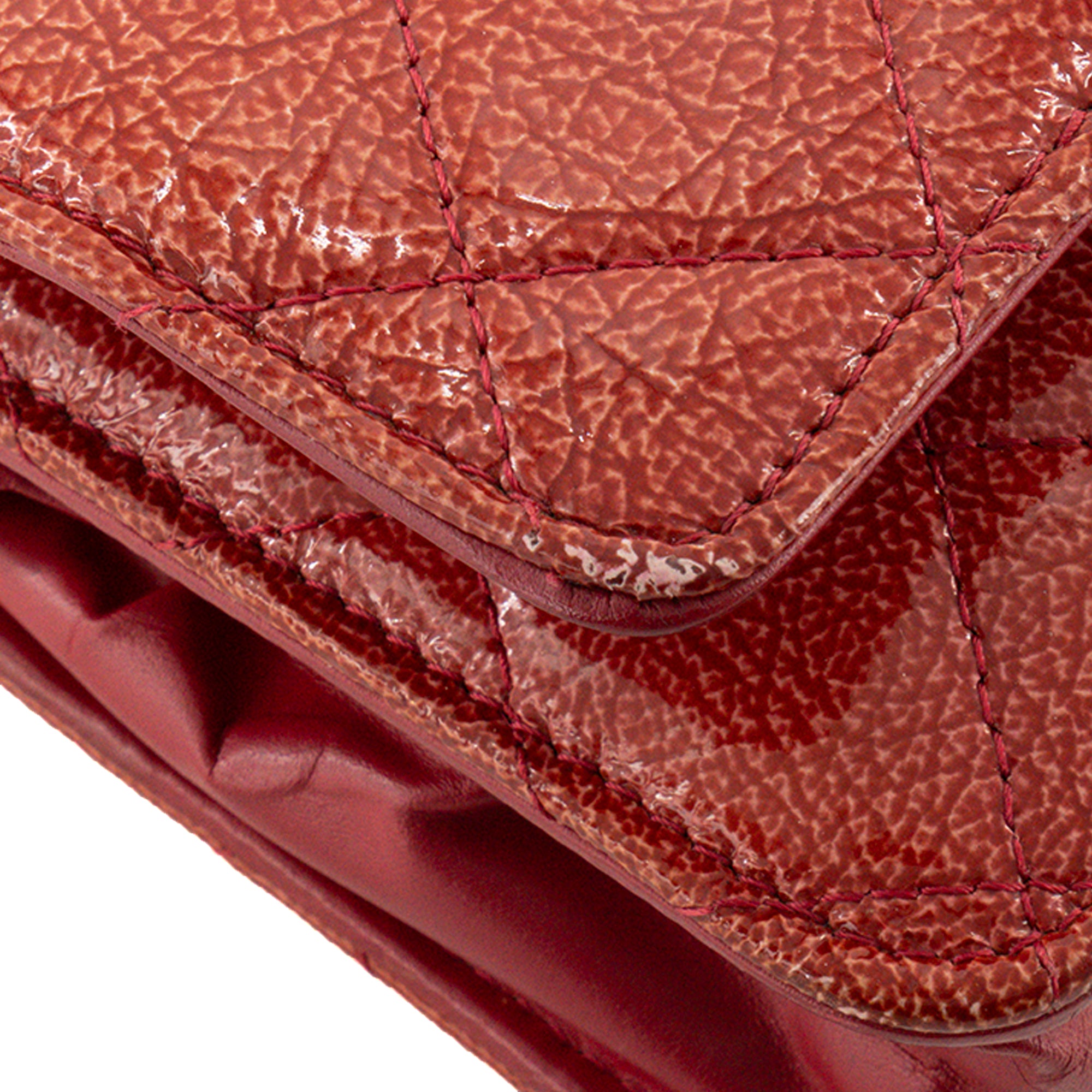 CHANEL - Sac à bandoulière Wallet On Chain Classique/Timeless Chanel en cuir verni orange et rose édition limitée