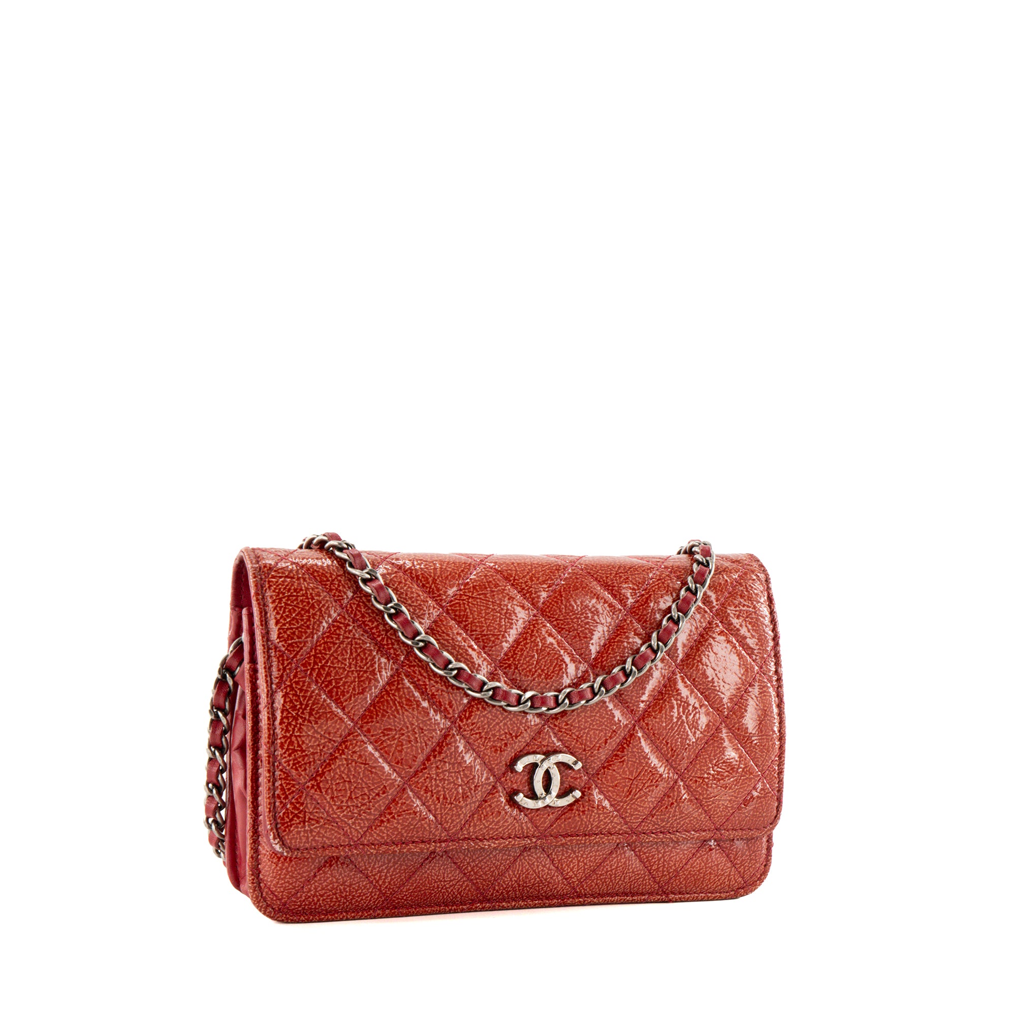 CHANEL - Sac à bandoulière Wallet On Chain Classique/Timeless Chanel en cuir verni orange et rose édition limitée