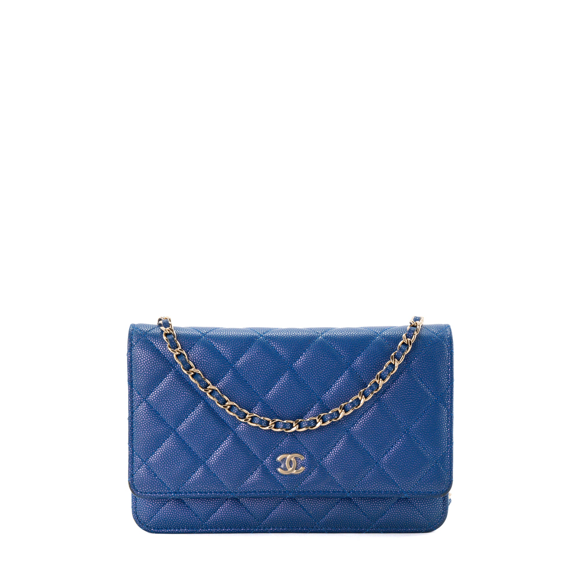 CHANEL - Sac à bandoulière Wallet On Chain Classique/Timeless Chanel en cuir caviar bleu irisé