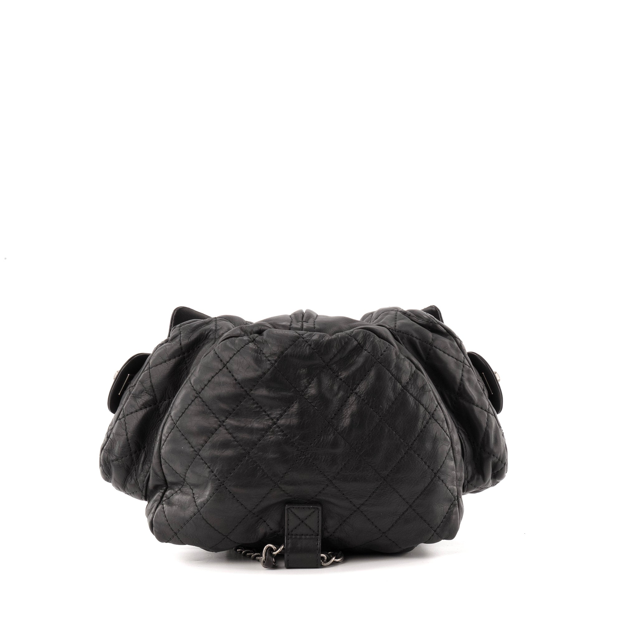 CHANEL - Sac à dos Multipocket Chanel en cuir noir