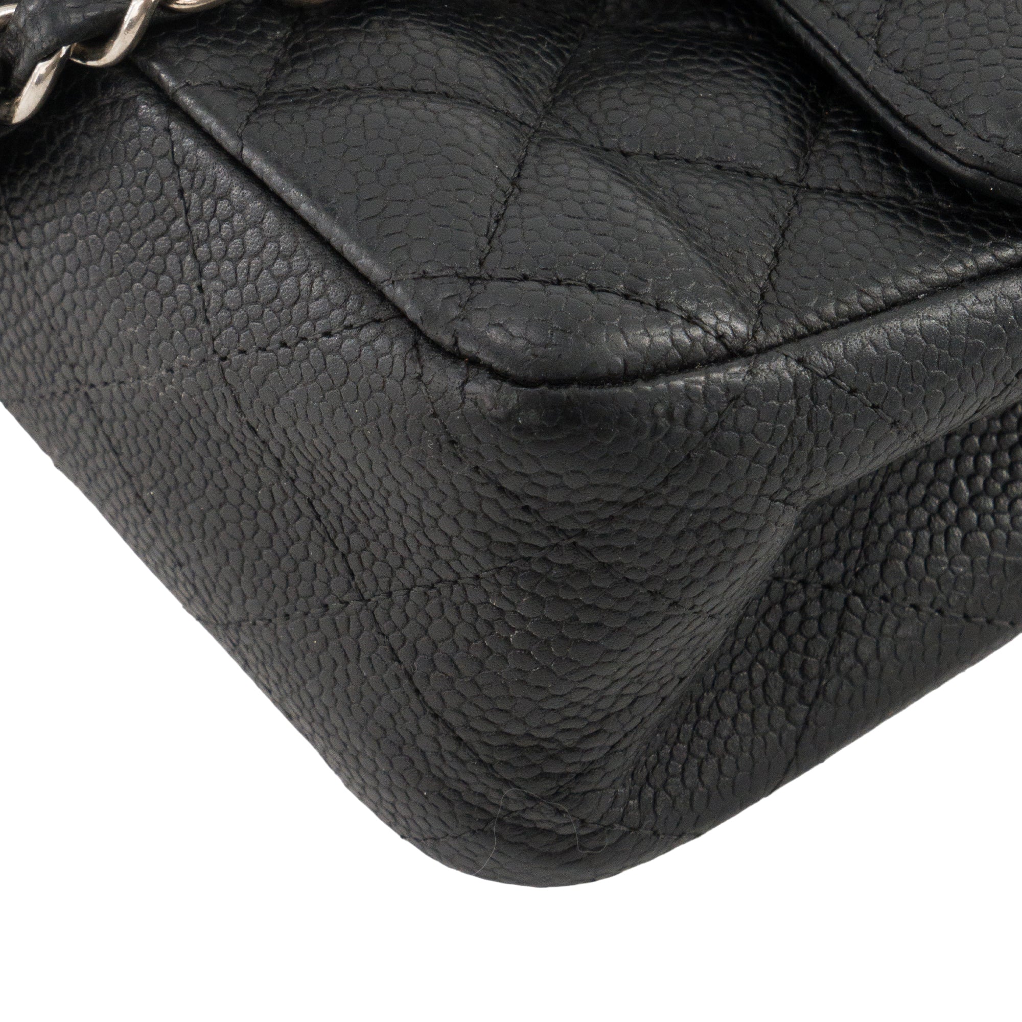 CHANEL - Sac à main Classique/Timeless 11.12 Chanel en cuir caviar noir