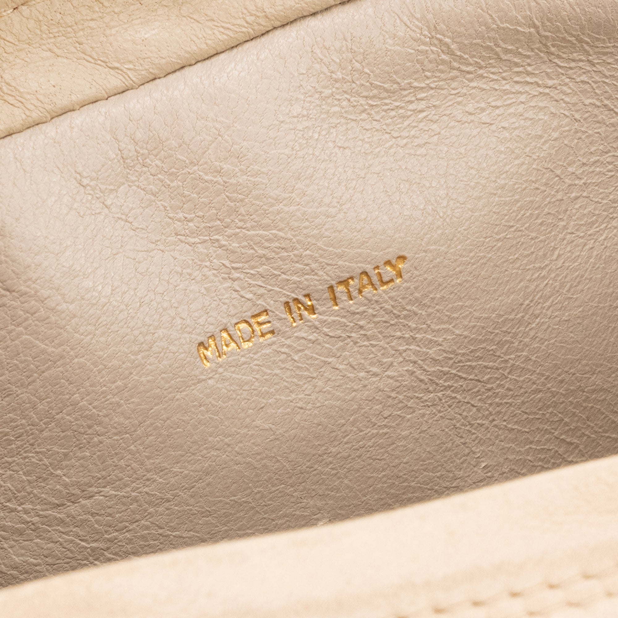 CHANEL - Sac à épaule Camera Chanel en cuir beige vintage