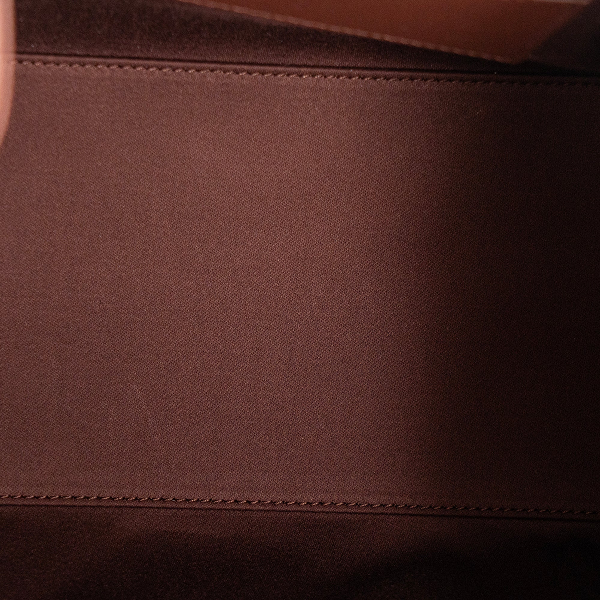CHANEL - Sac à épaule Chanel 25 Small en cuir caviar marron
