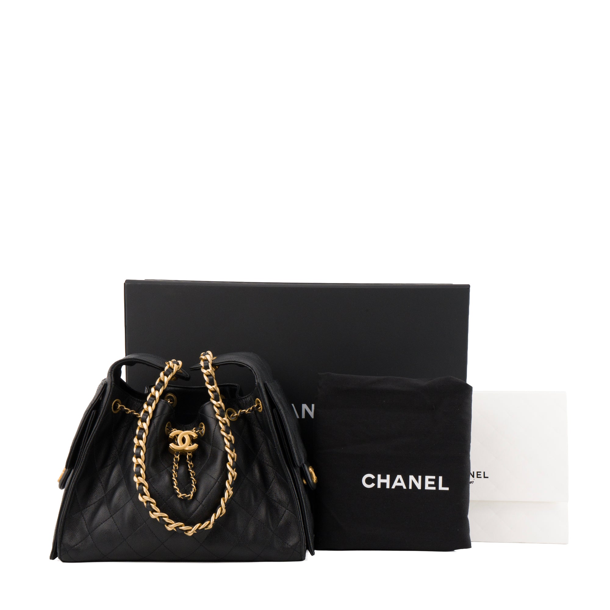 CHANEL - Sac à épaule Chanel 25 small en cuir caviar noir