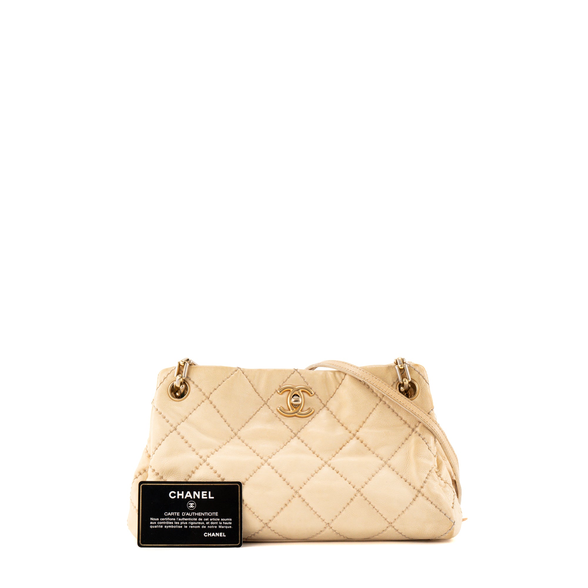 CHANEL - Sac à épaule Chanel en cuir beige vintage