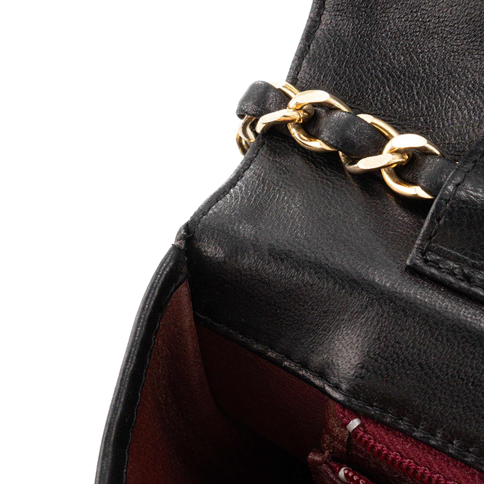CHANEL - Sac à épaule Simple Flap Chanel en cuir lisse noir vintage