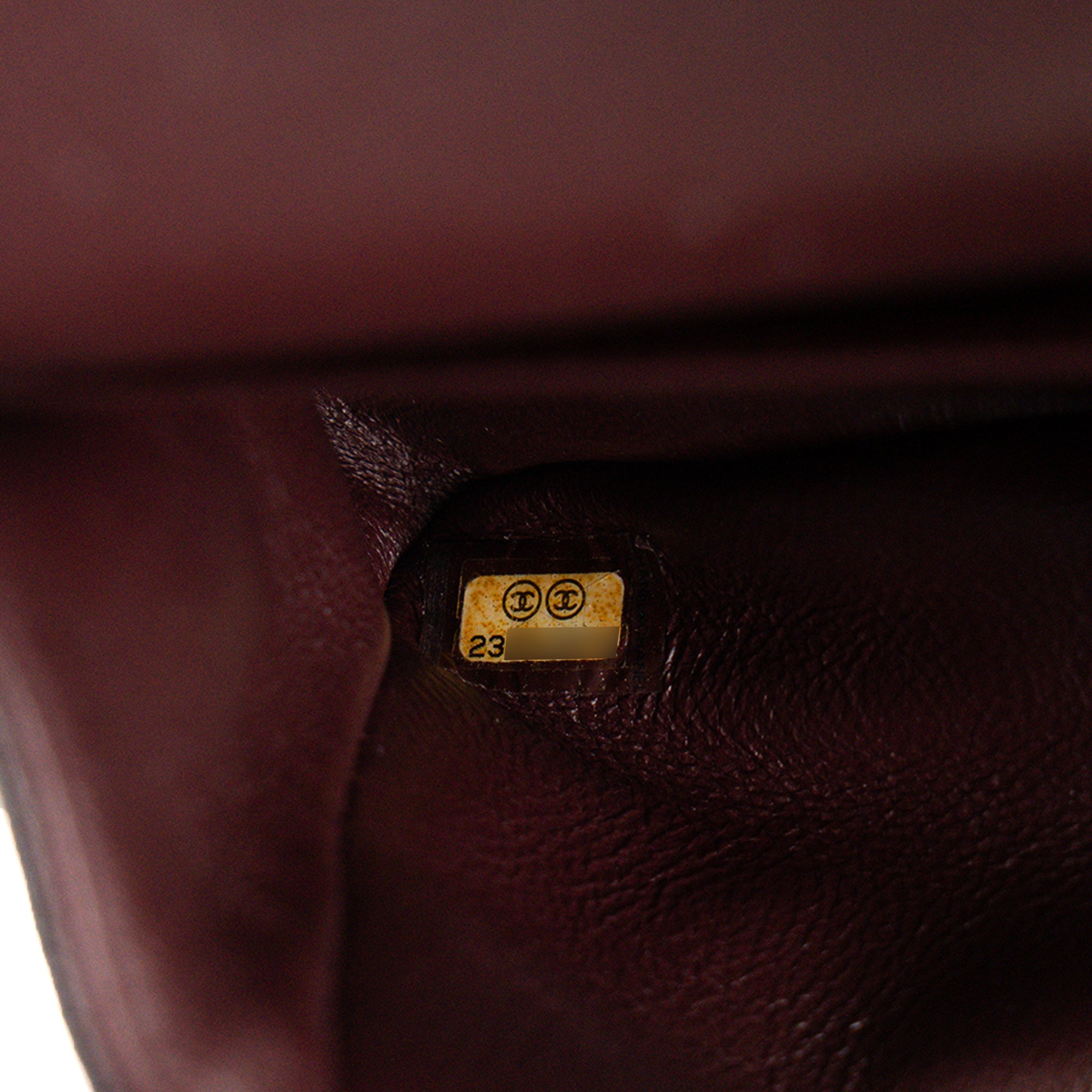 CHANEL - Sac à épaule Classique/Timeless 11.12 Chanel en cuir caviar noir