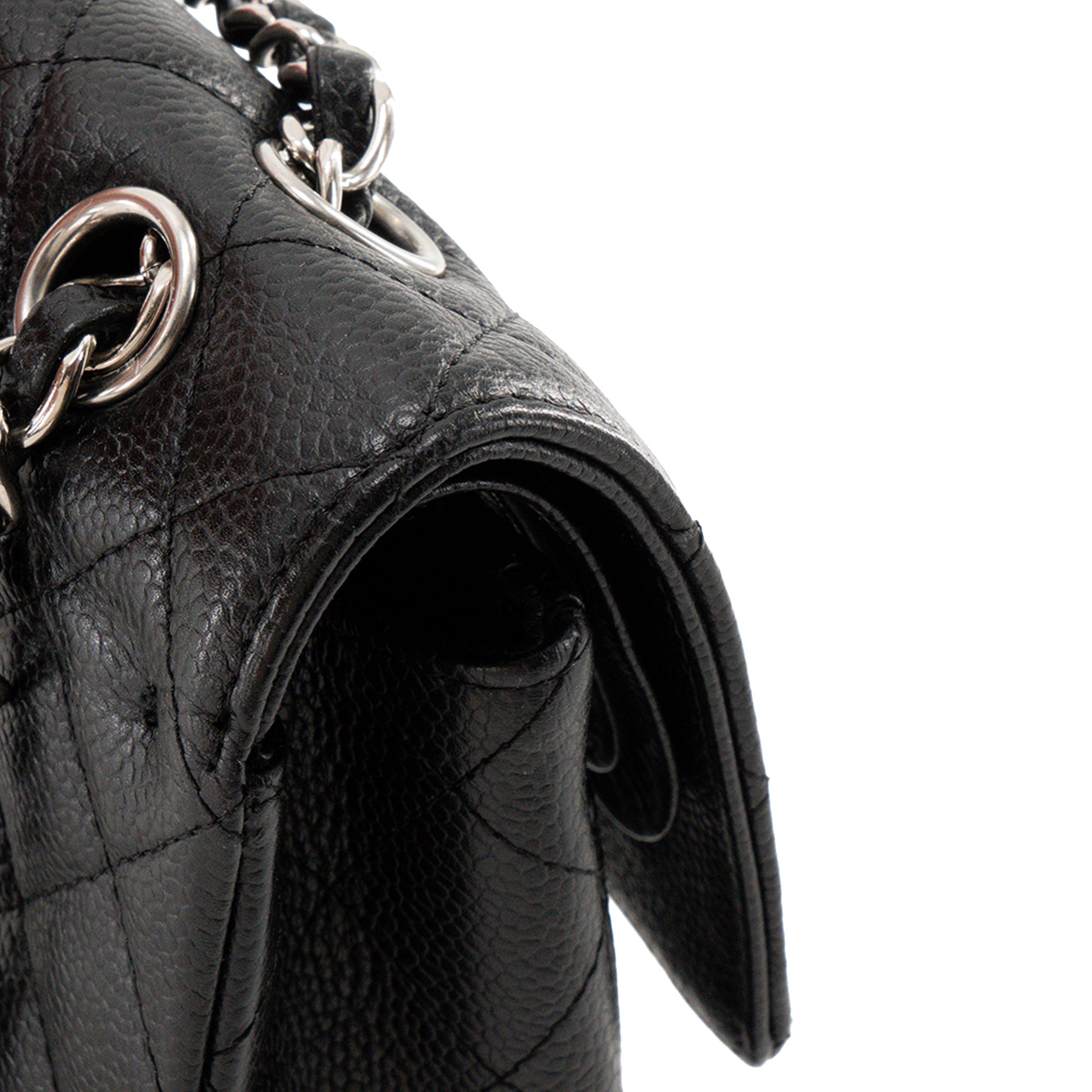 CHANEL - Sac à épaule Classique/Timeless 11.12 Chanel en cuir caviar noir