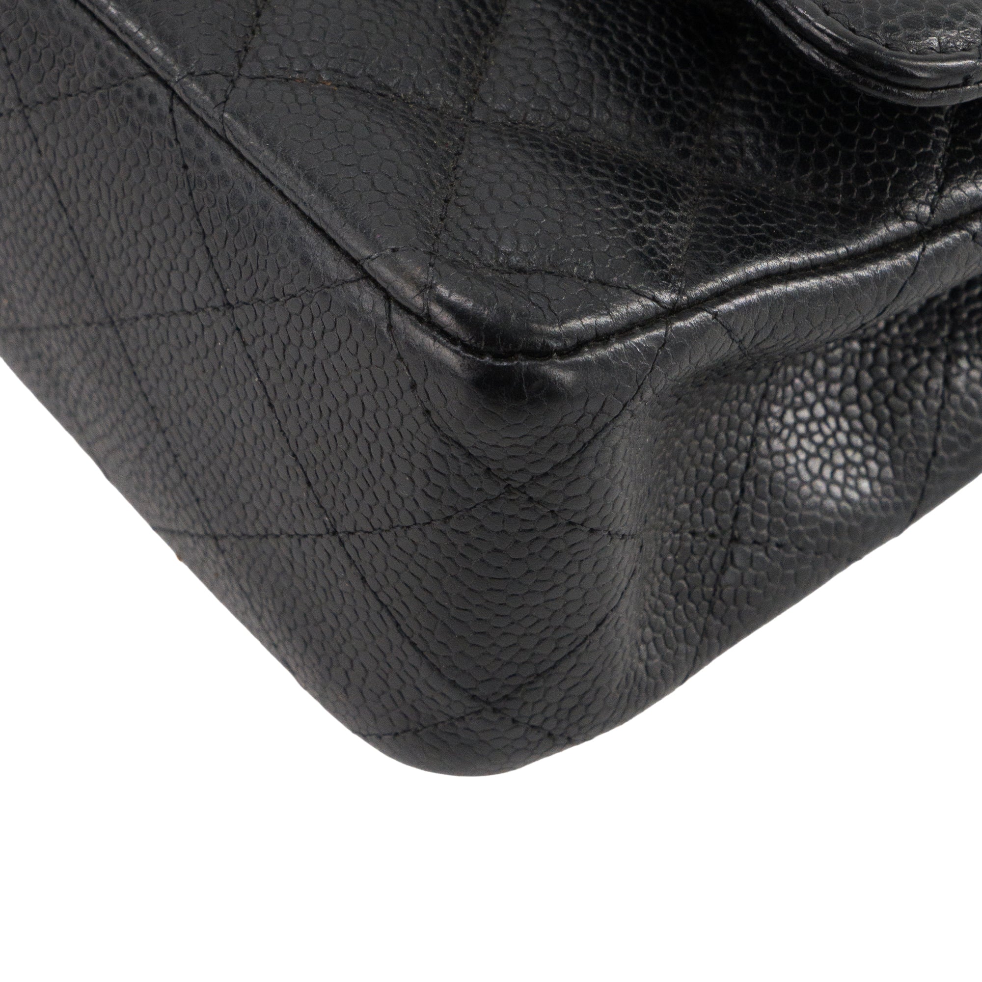 CHANEL - Sac à épaule Classique/Timeless 11.12 Chanel en cuir caviar noir