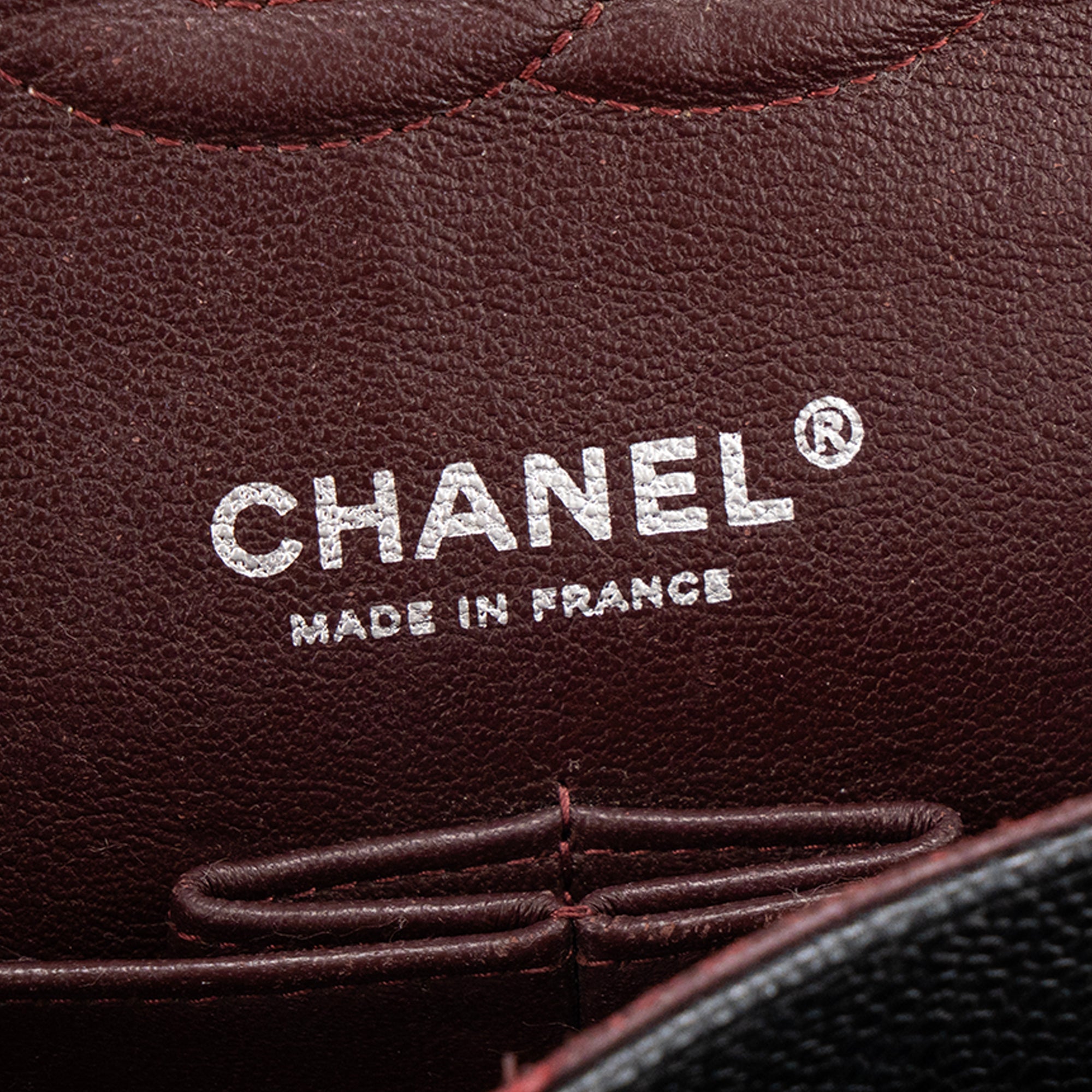 CHANEL - Sac à épaule Classique/Timeless 11.12 Chanel en cuir caviar noir