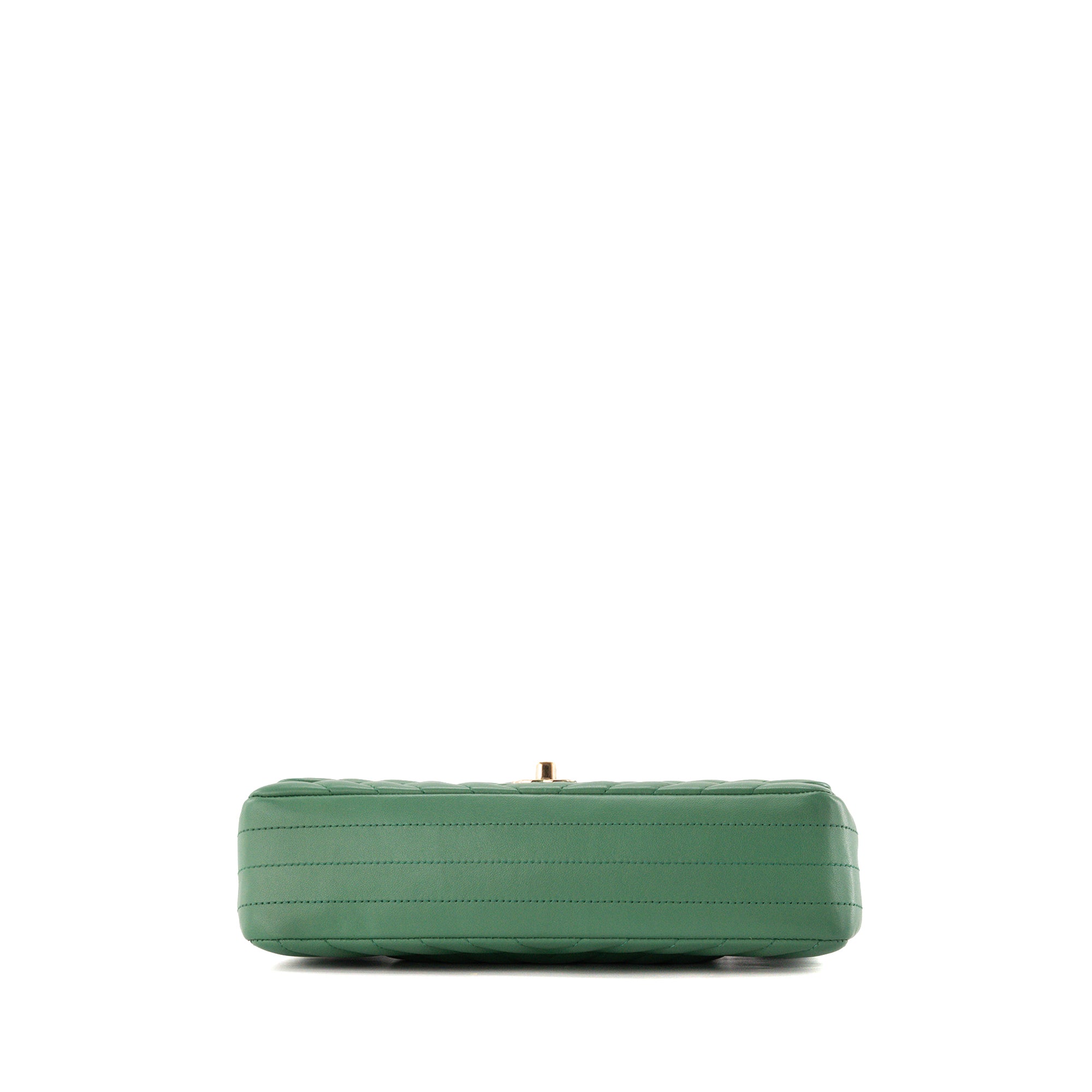 CHANEL - Sac à épaule Classique/Timeless 11.12 Chanel en cuir chevron vert