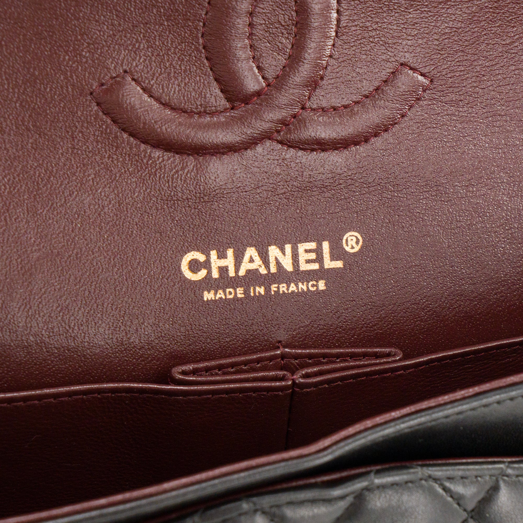 CHANEL - Sac à épaule Classique/Timeless 11.12 Chanel en cuir lisse noir