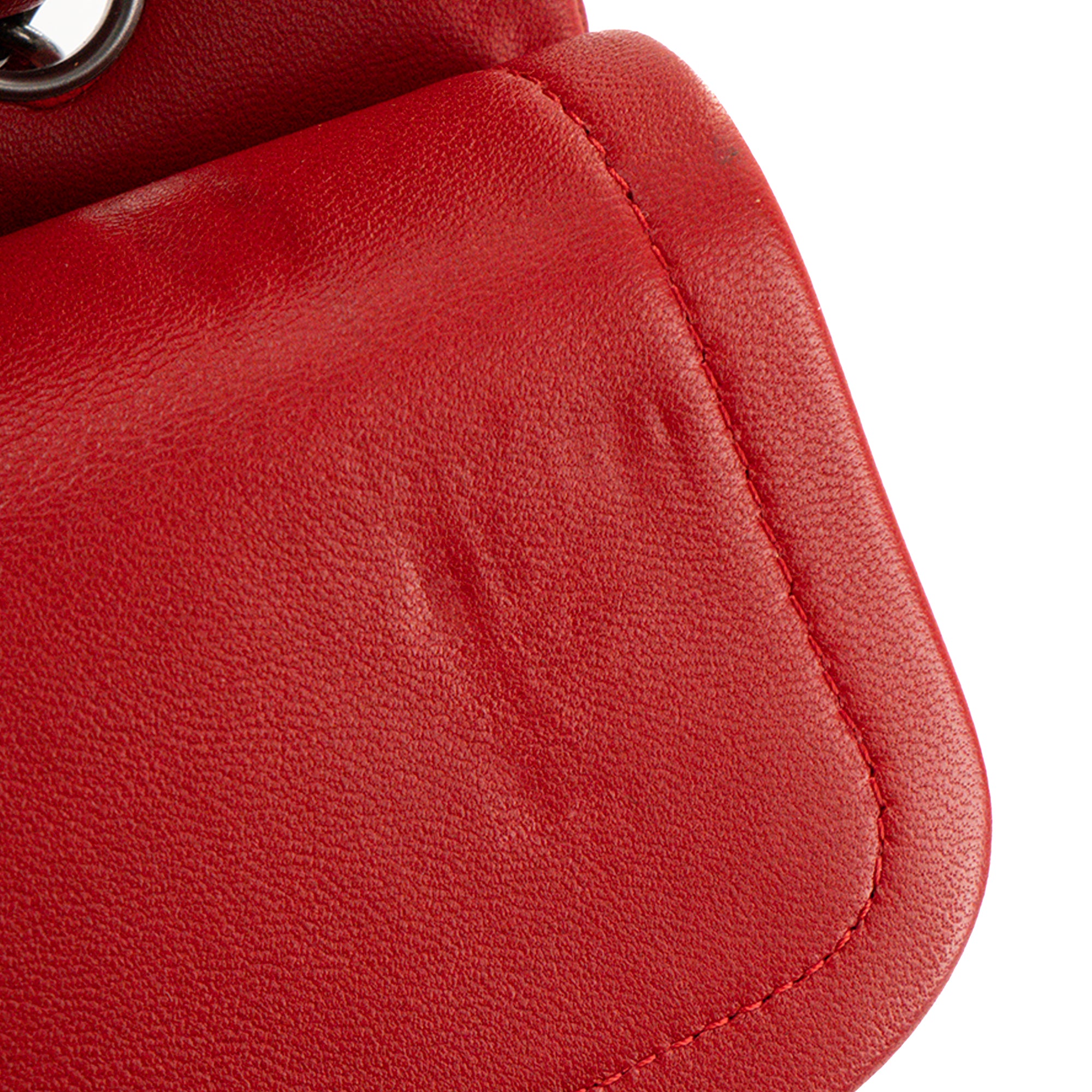 CHANEL - Sac à épaule Classique/Timeless 11.12 Chanel en cuir lisse rouge