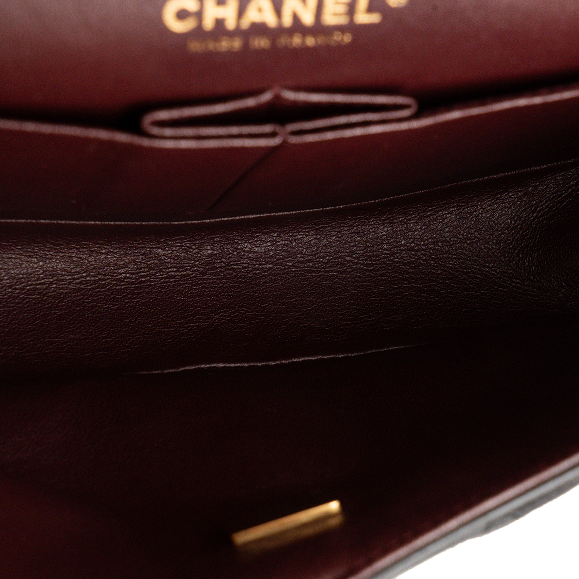 CHANEL - Sac à épaule Classique/Timeless 11.13 small Chanel en cuir lisse noir