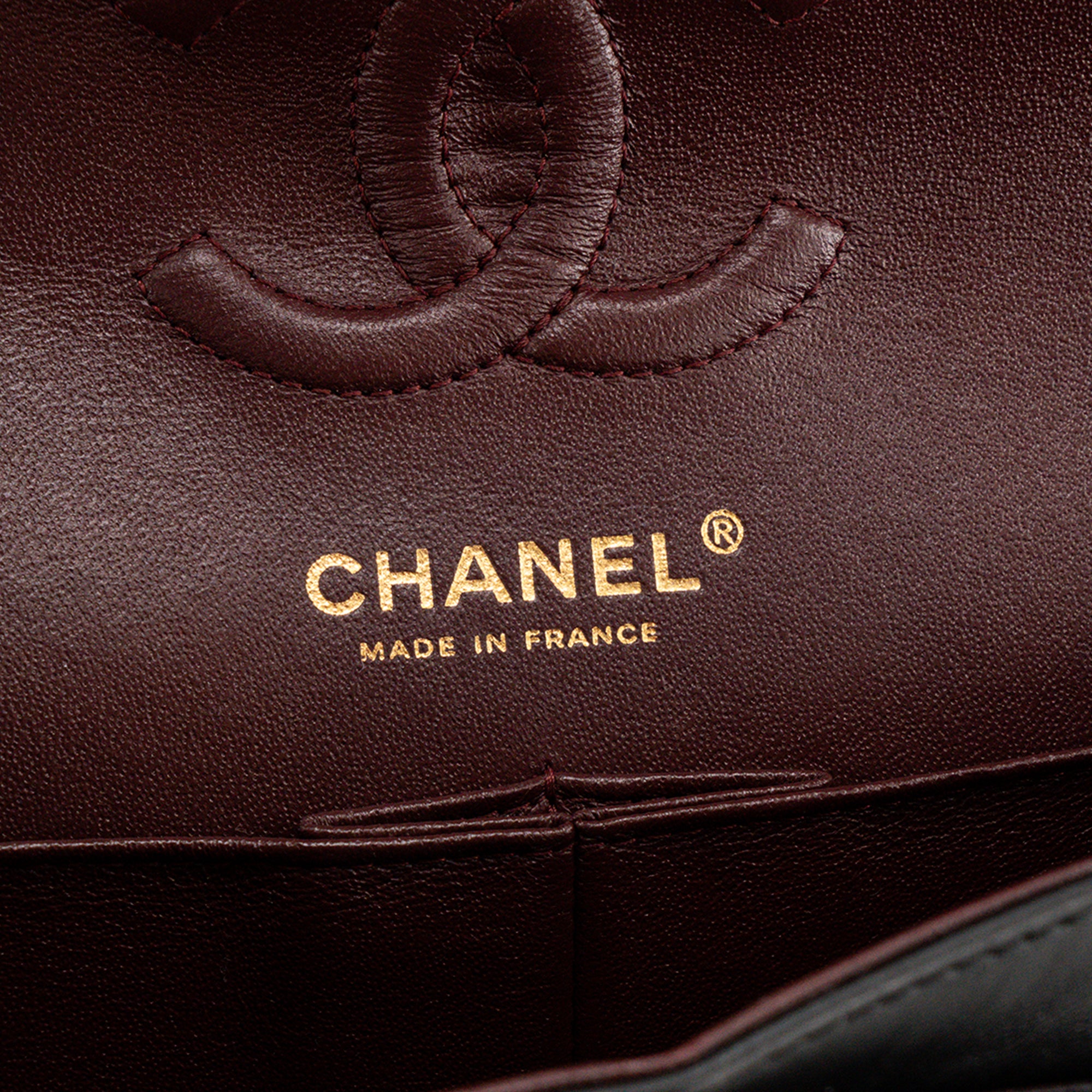 CHANEL - Sac à épaule Classique/Timeless 11.13 small Chanel en cuir lisse noir