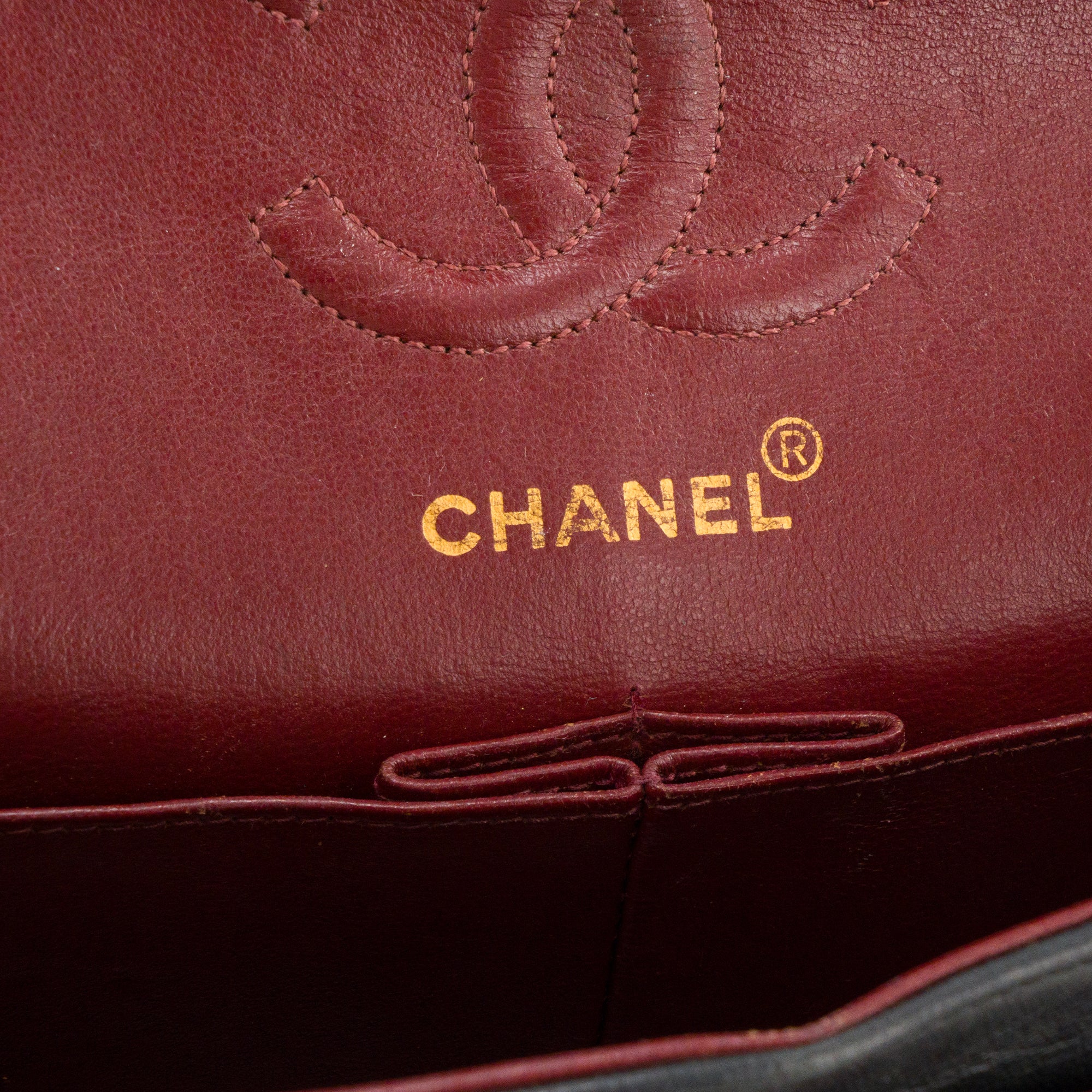 CHANEL - Sac à épaule Classique/Timeless 11.13 Small Chanel en cuir lisse noir vintage
