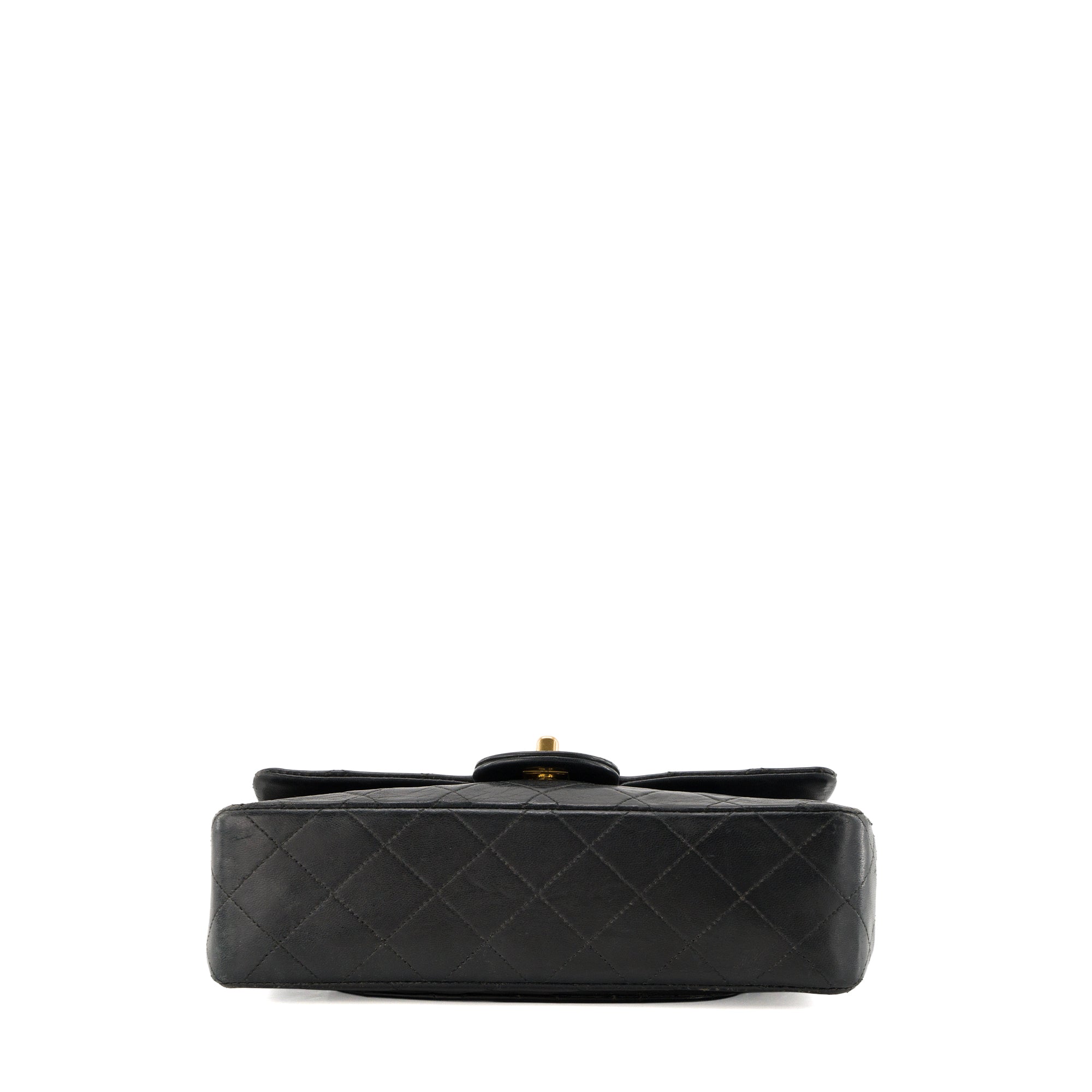 CHANEL - Sac à épaule Classique/Timeless 11.13 Small Chanel en cuir lisse noir vintage
