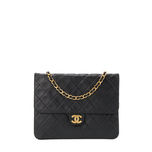 CHANEL - Sac à épaule Classique/Timeless Chanel en cuir lisse noir vintage