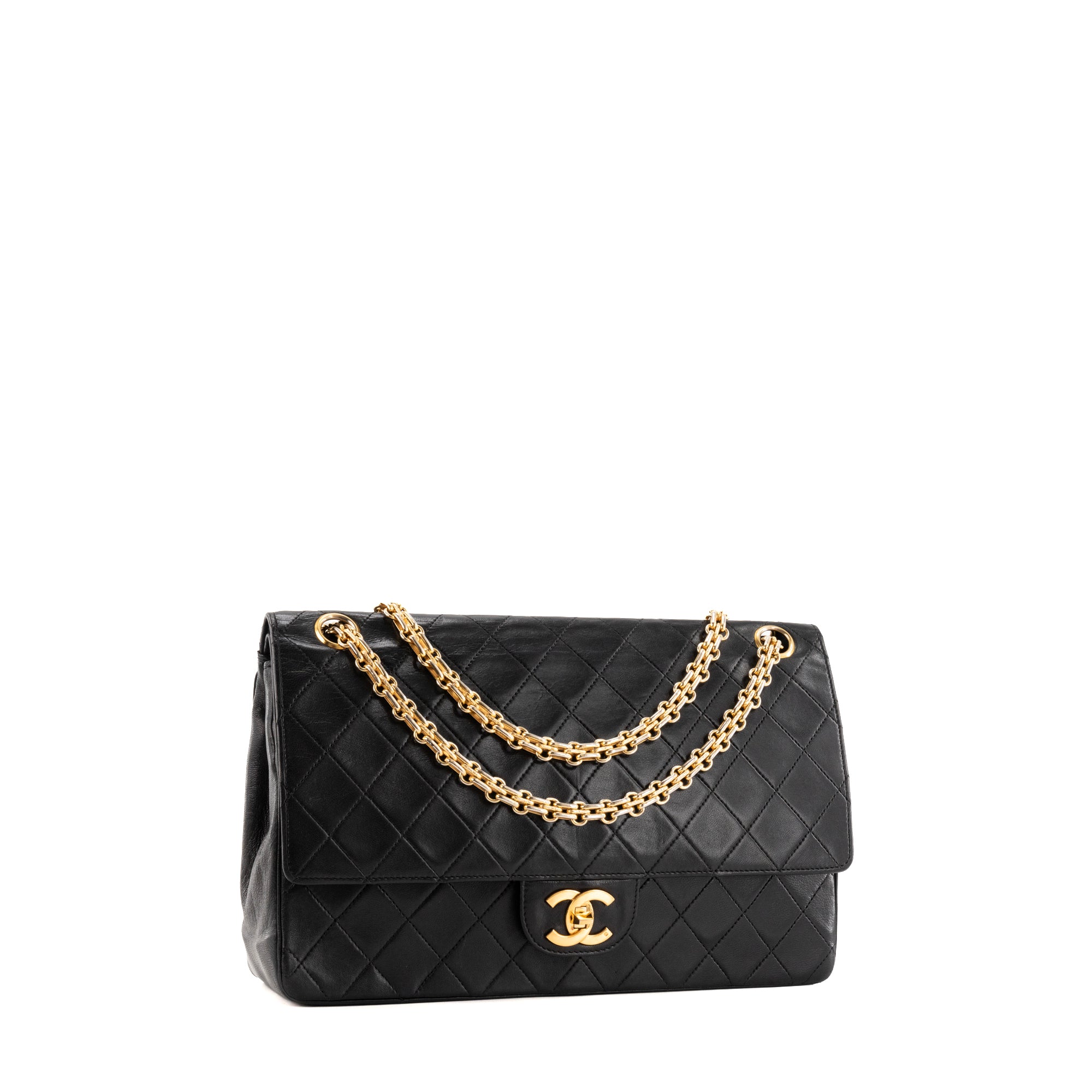 CHANEL - Sac à épaule Classique/Timeless Chanel en cuir lisse noir vintage
