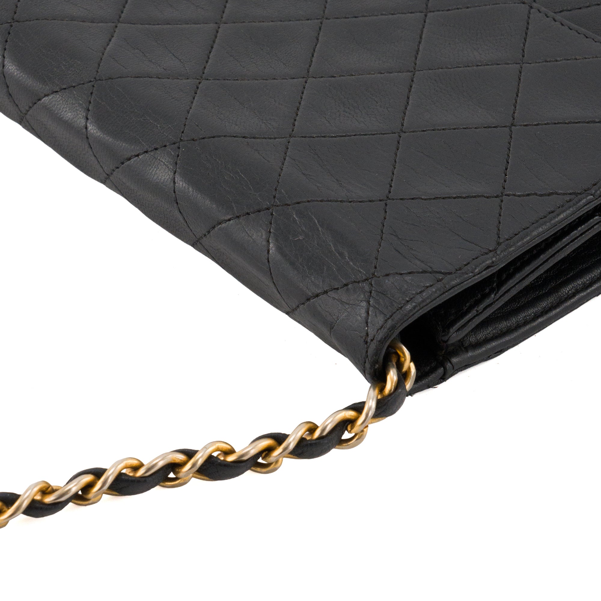 CHANEL - Sac à épaule Classique/Timeless Chanel en cuir lisse noir vintage
