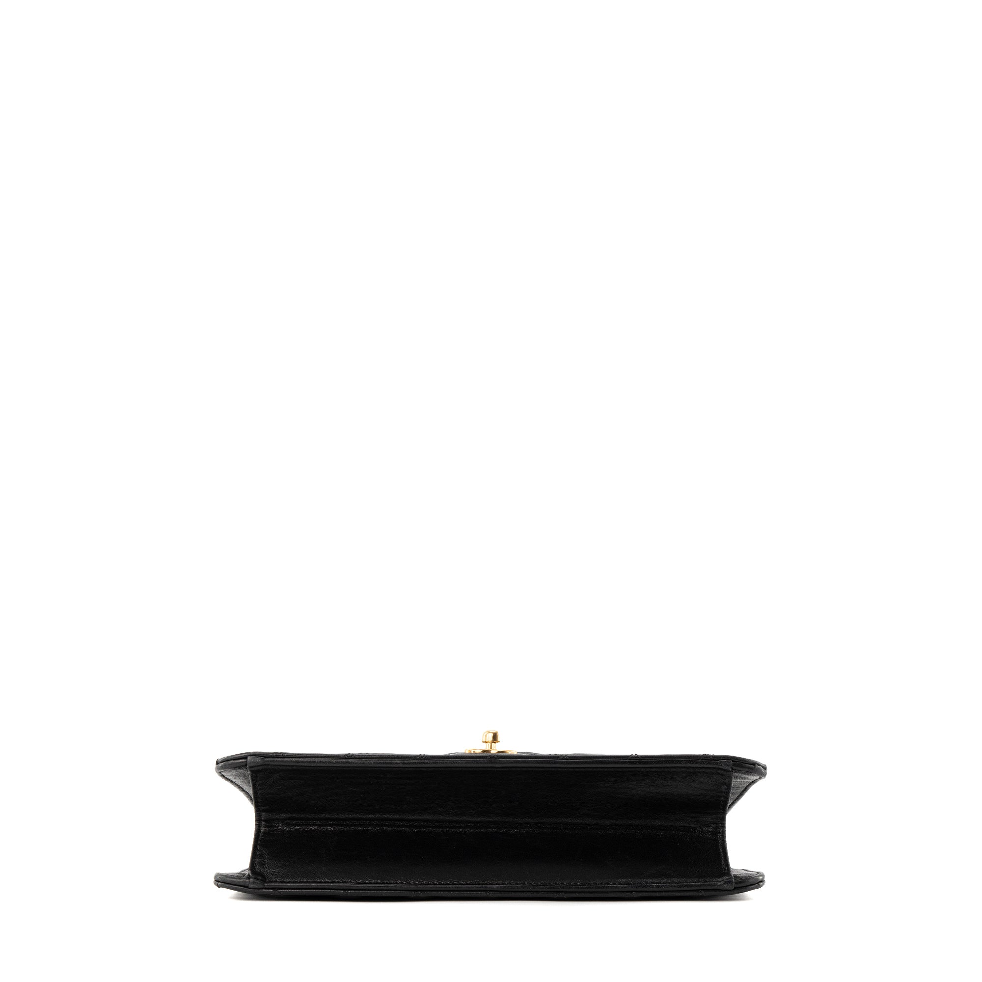 CHANEL - Sac à épaule Classique/Timeless Chanel en cuir lisse noir