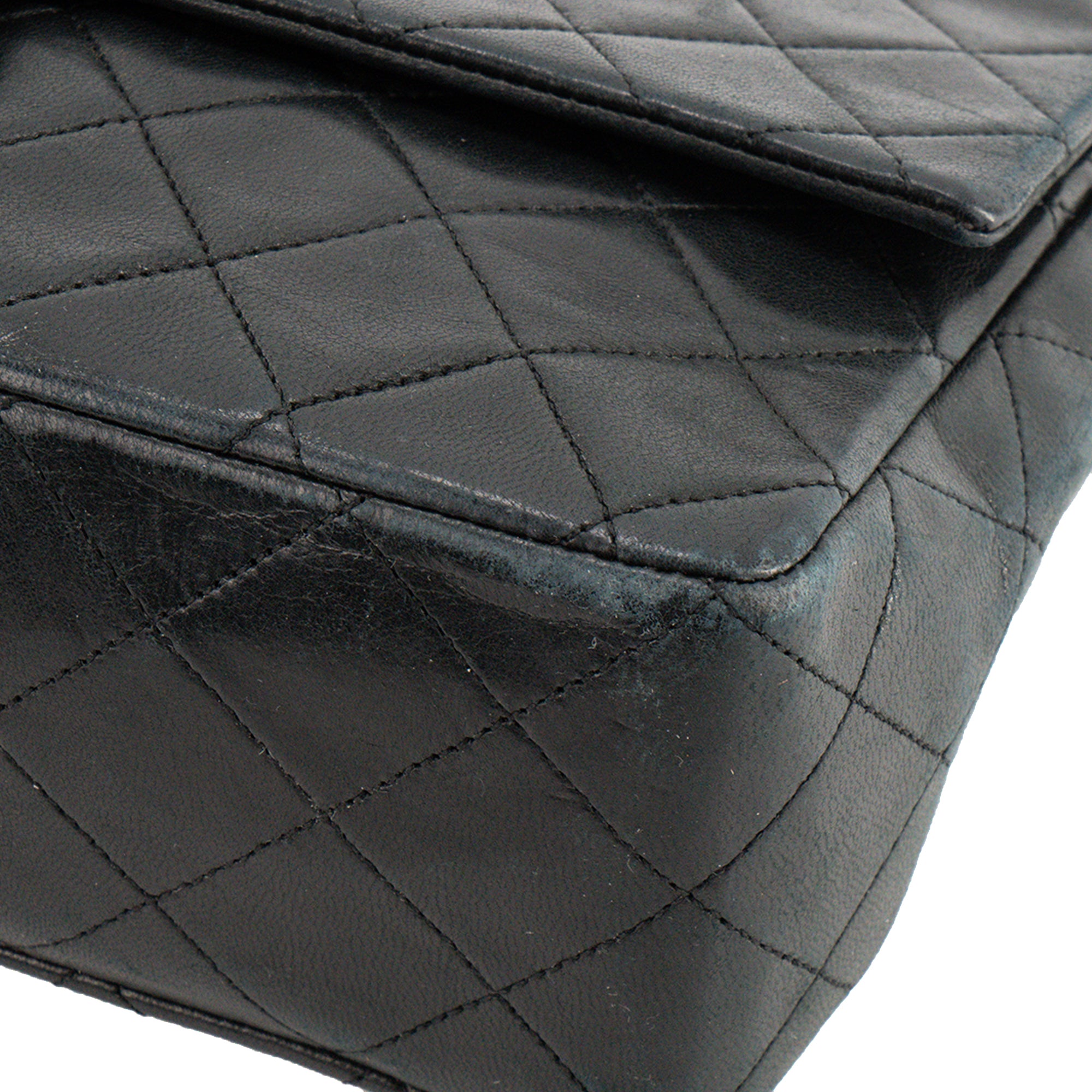 CHANEL - Sac à épaule Classique/Timeless Simple Flap Chanel en cuir lisse noir vintage