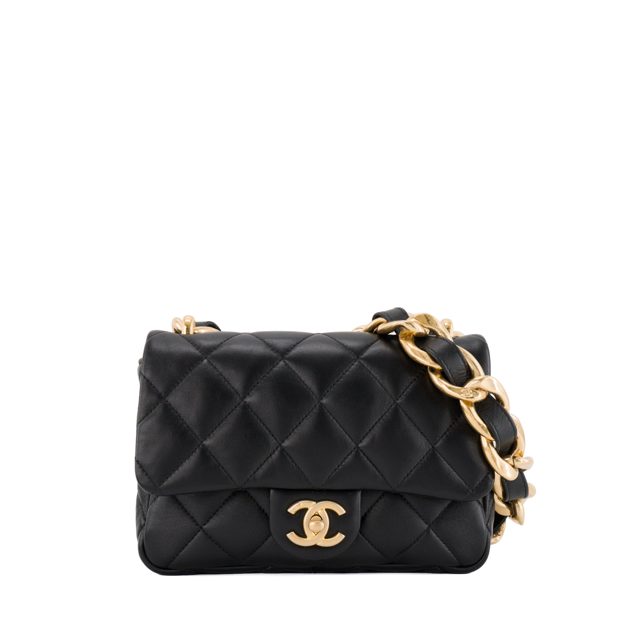 CHANEL - Sac à épaule Funky Town Chanel en cuir lisse noir