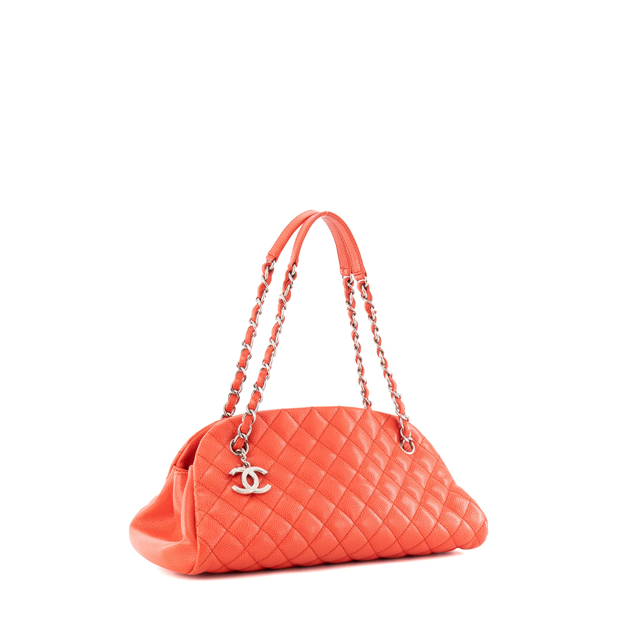 CHANEL - Sac à épaule Mademoiselle Chanel en cuir grainé orange
