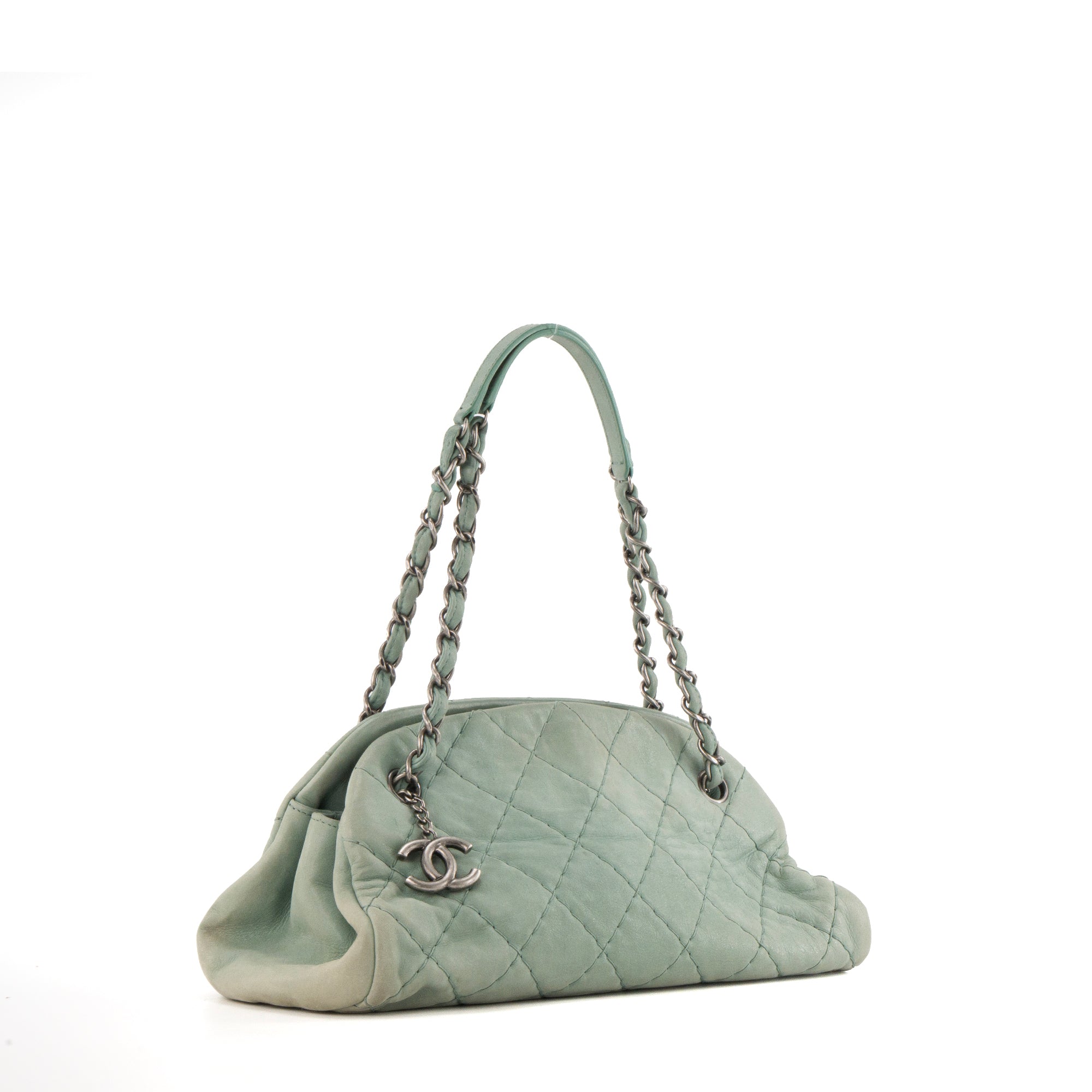CHANEL - Sac à épaule Mademoiselle Chanel en cuir lisse vert
