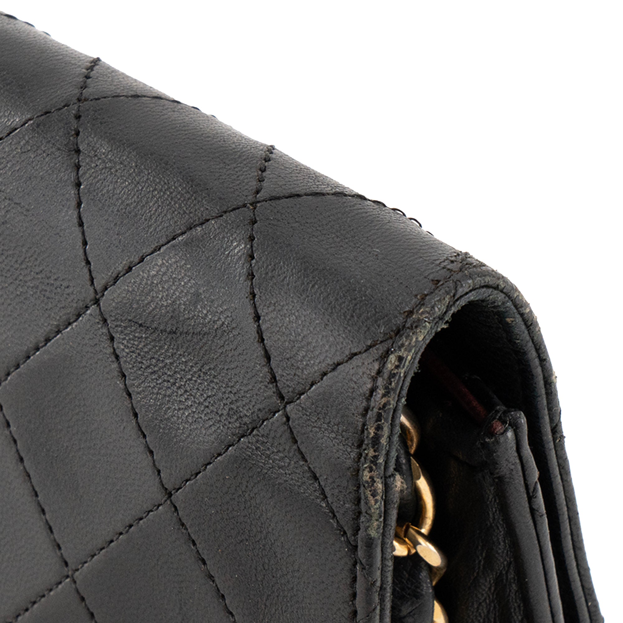 CHANEL - Sac à épaule Classique/Timeless Simple Flap Chanel en cuir lisse noir vintage