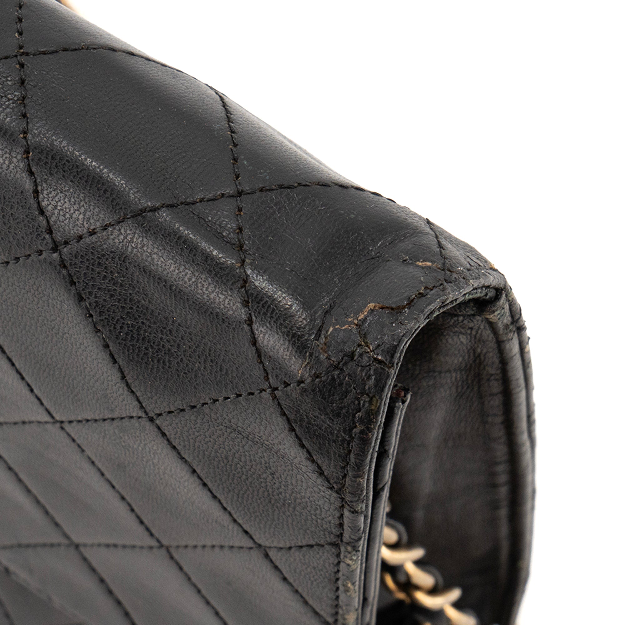 CHANEL - Sac à épaule Classique/Timeless Simple Flap Chanel en cuir lisse noir vintage