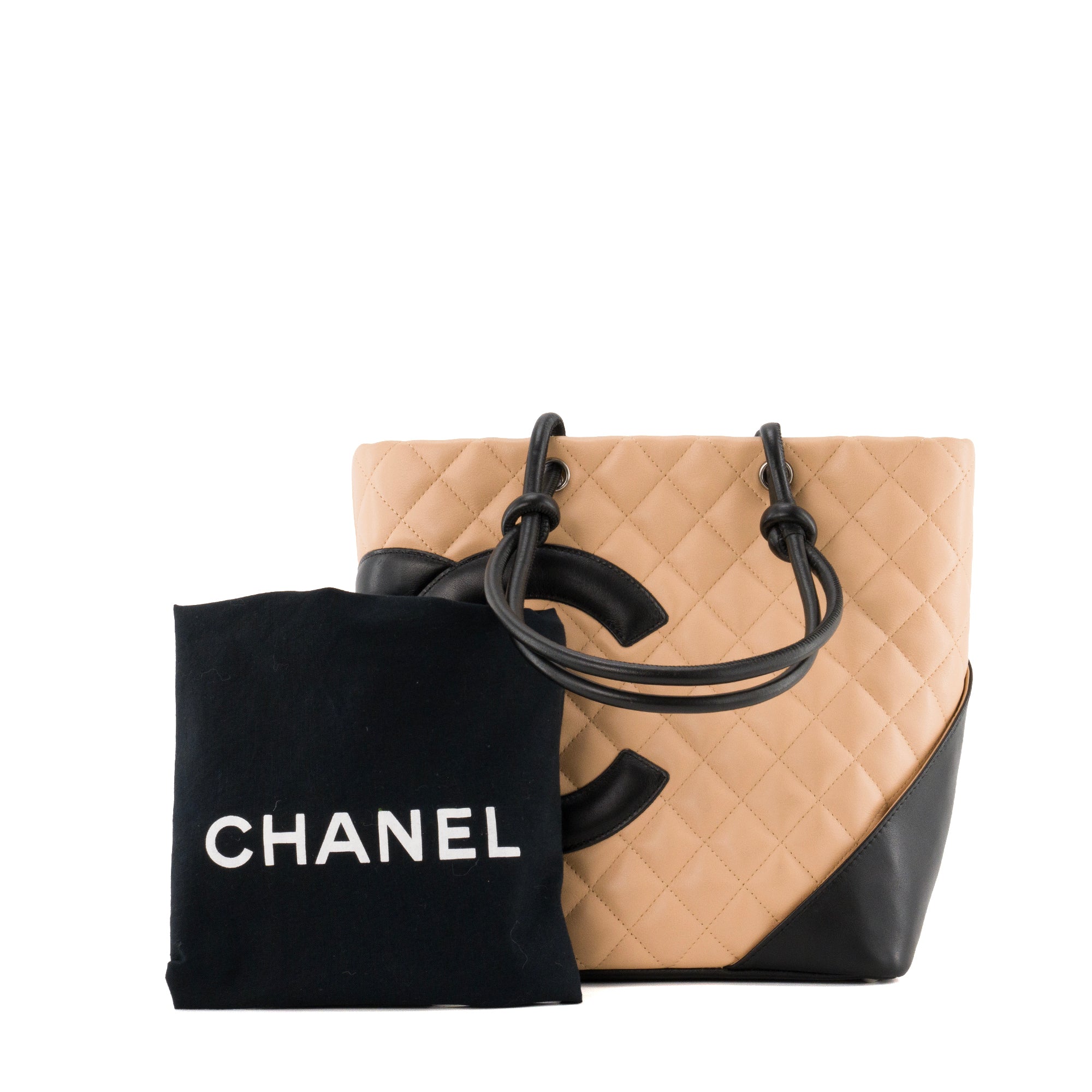 CHANEL - Sac à main Cambon Chanel en cuir lisse beige et noir