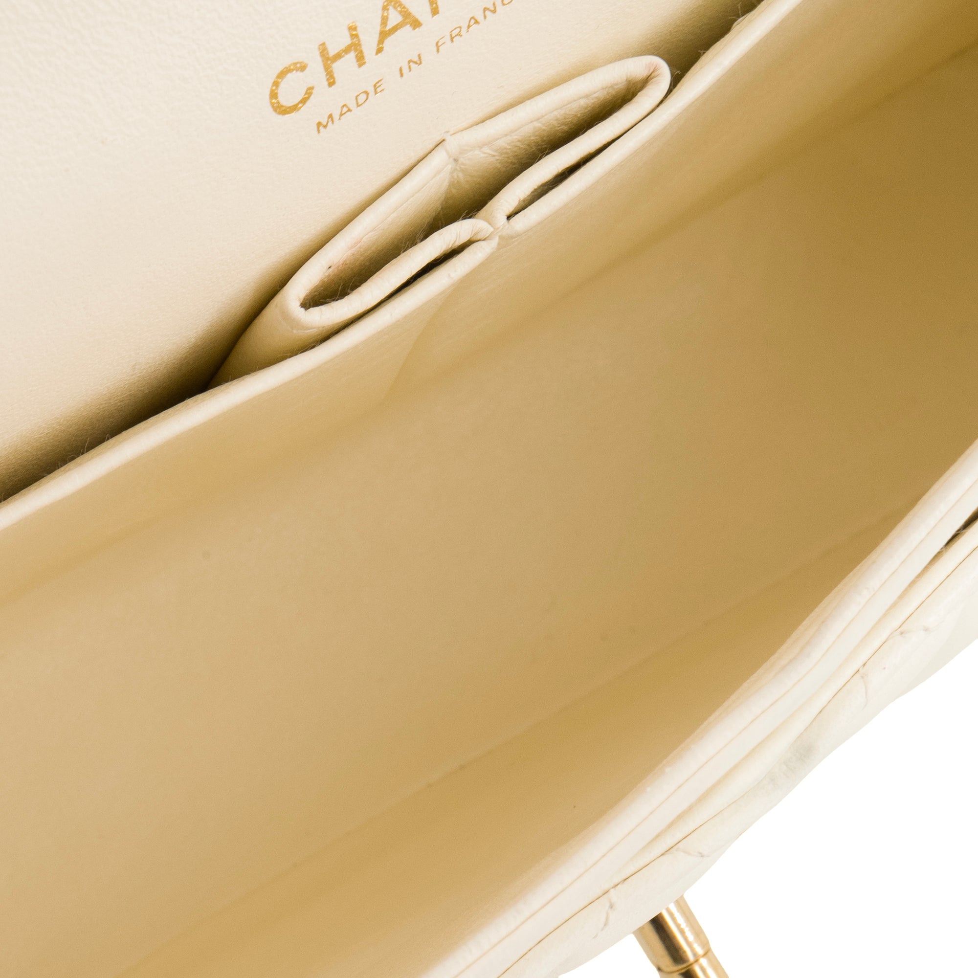 CHANEL - Sac à main Classique/Timeless 11.12 Chanel en cuir blanc vintage