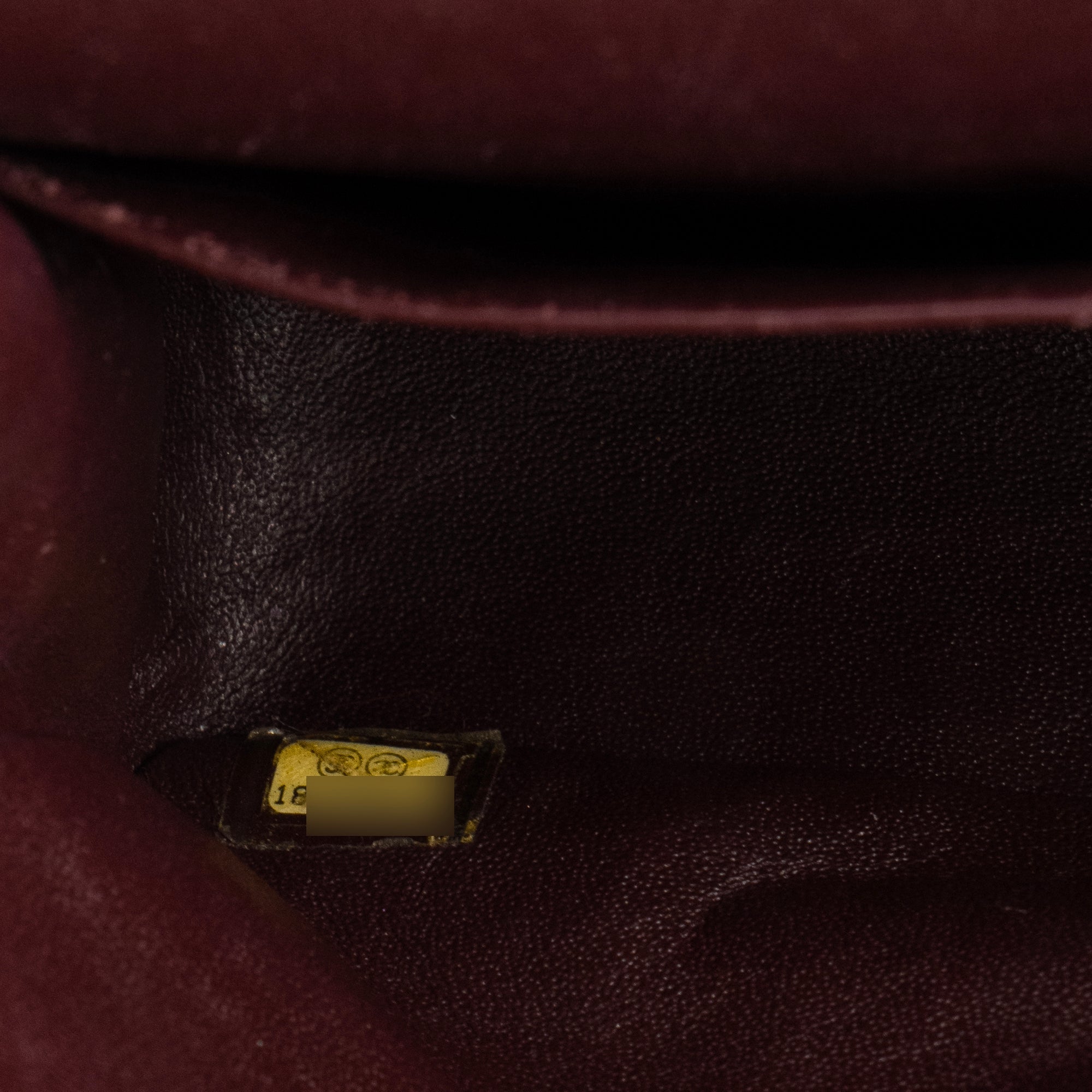 CHANEL - Sac à main Classique/Timeless 11.12 Chanel en cuir caviar noir