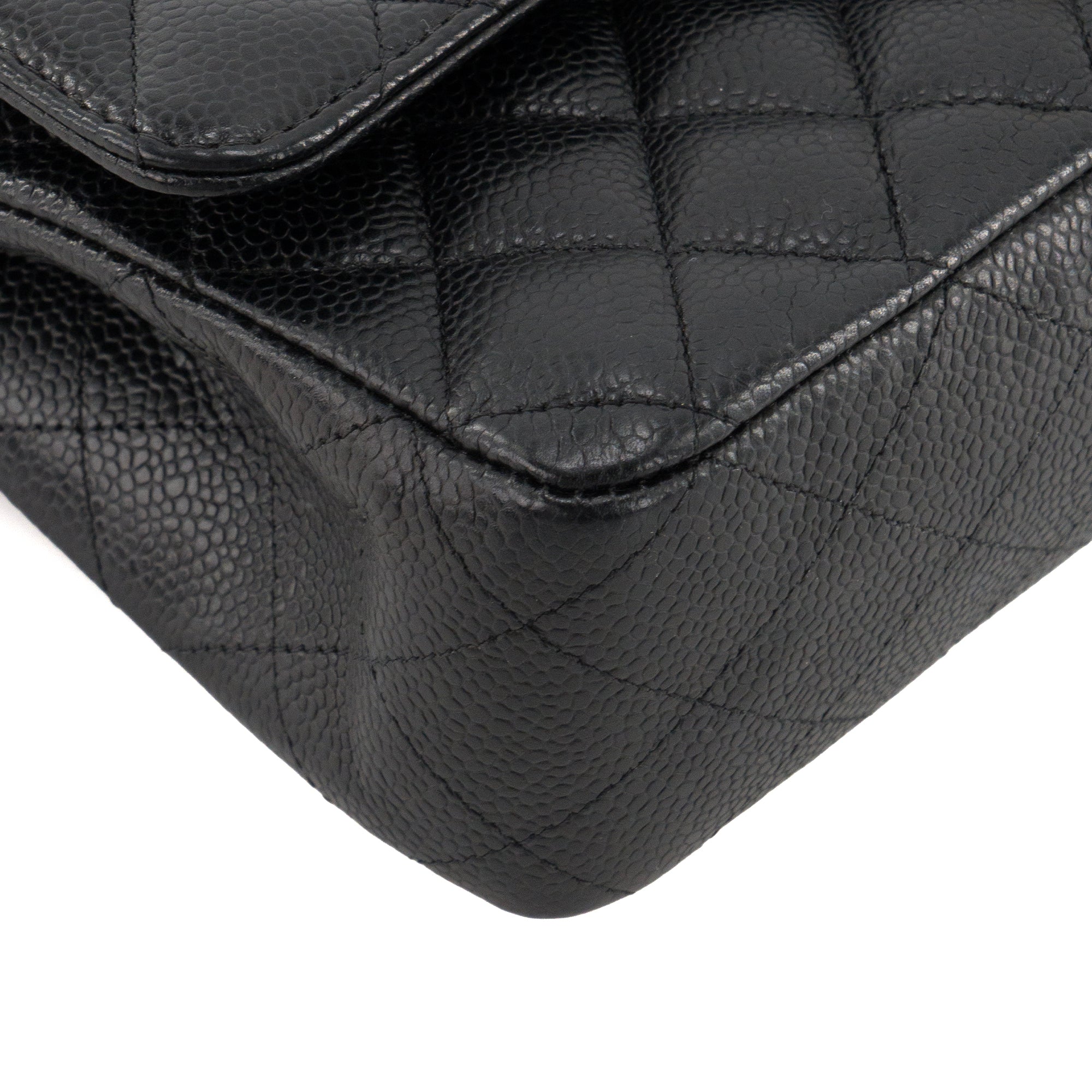 CHANEL - Sac à main Classique/Timeless 11.12 Chanel en cuir caviar noir
