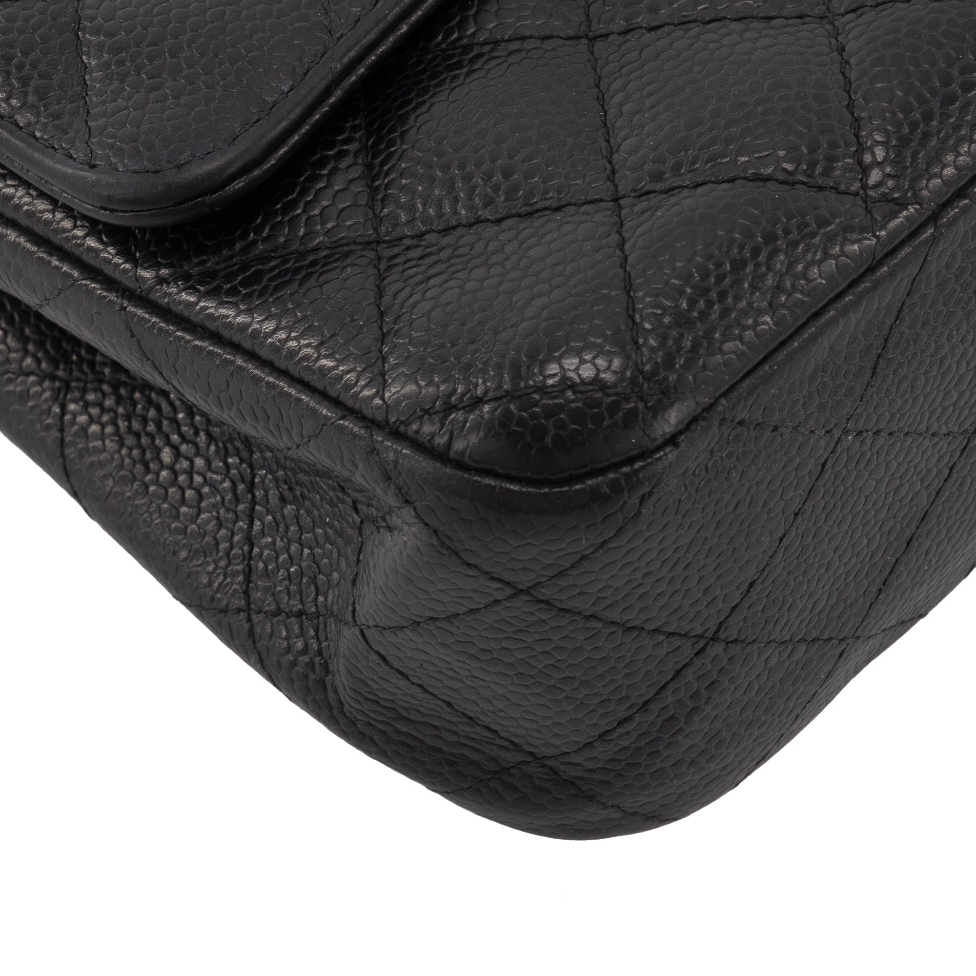 CHANEL - Sac à main Classique/Timeless 11.12 Chanel en cuir caviar noir vintage