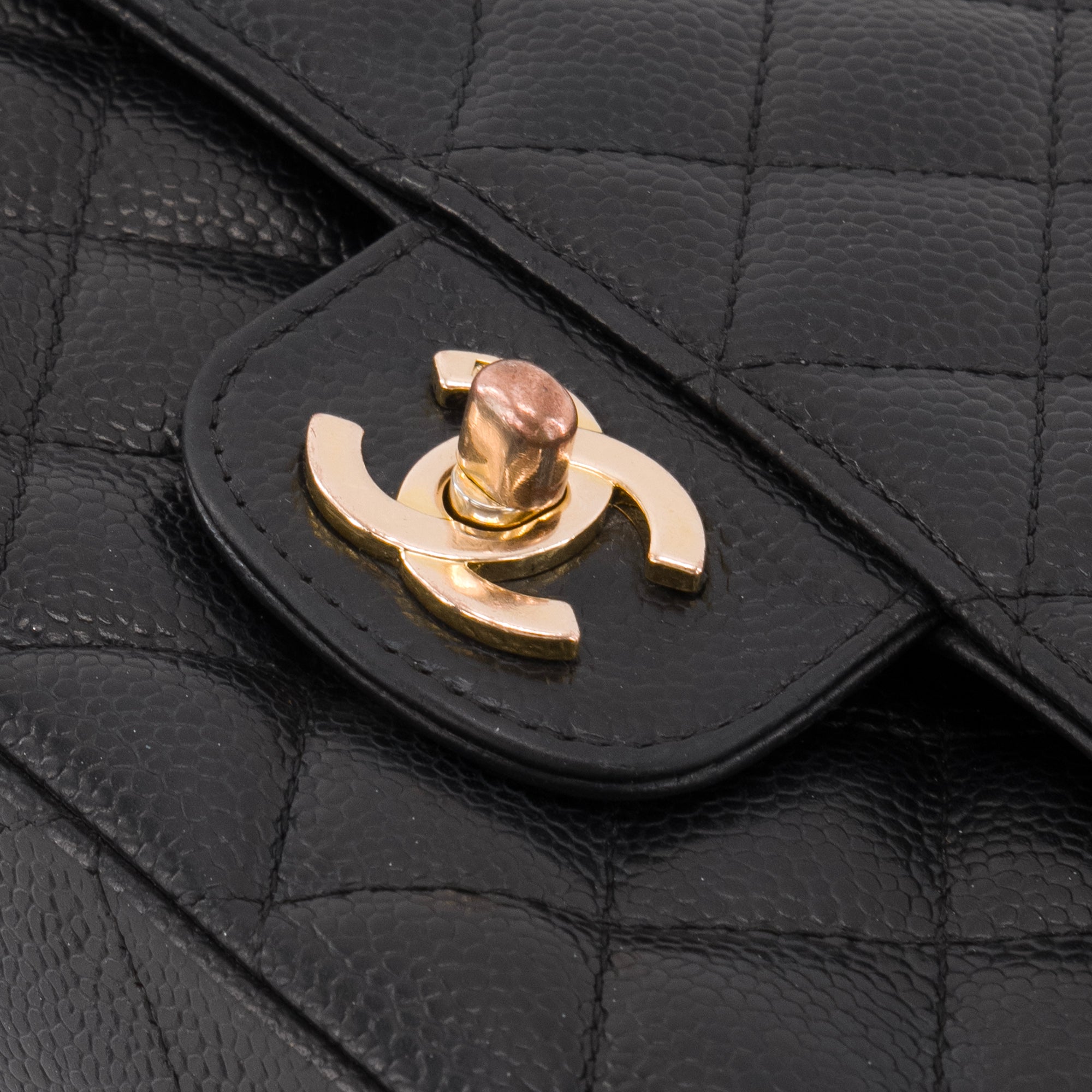CHANEL - Sac à main Classique/Timeless 11.12 Chanel en cuir caviar noir vintage
