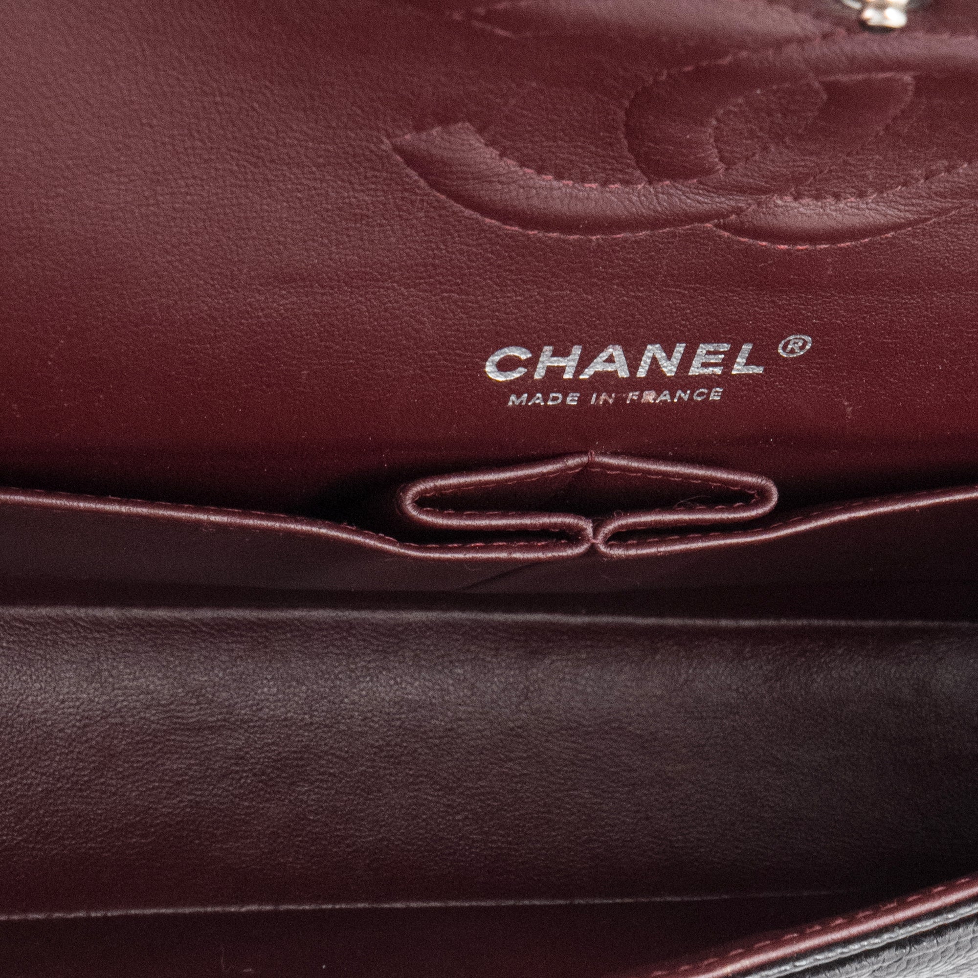 CHANEL - Sac à main Classique/Timeless 11.12 Chanel en cuir caviar noir