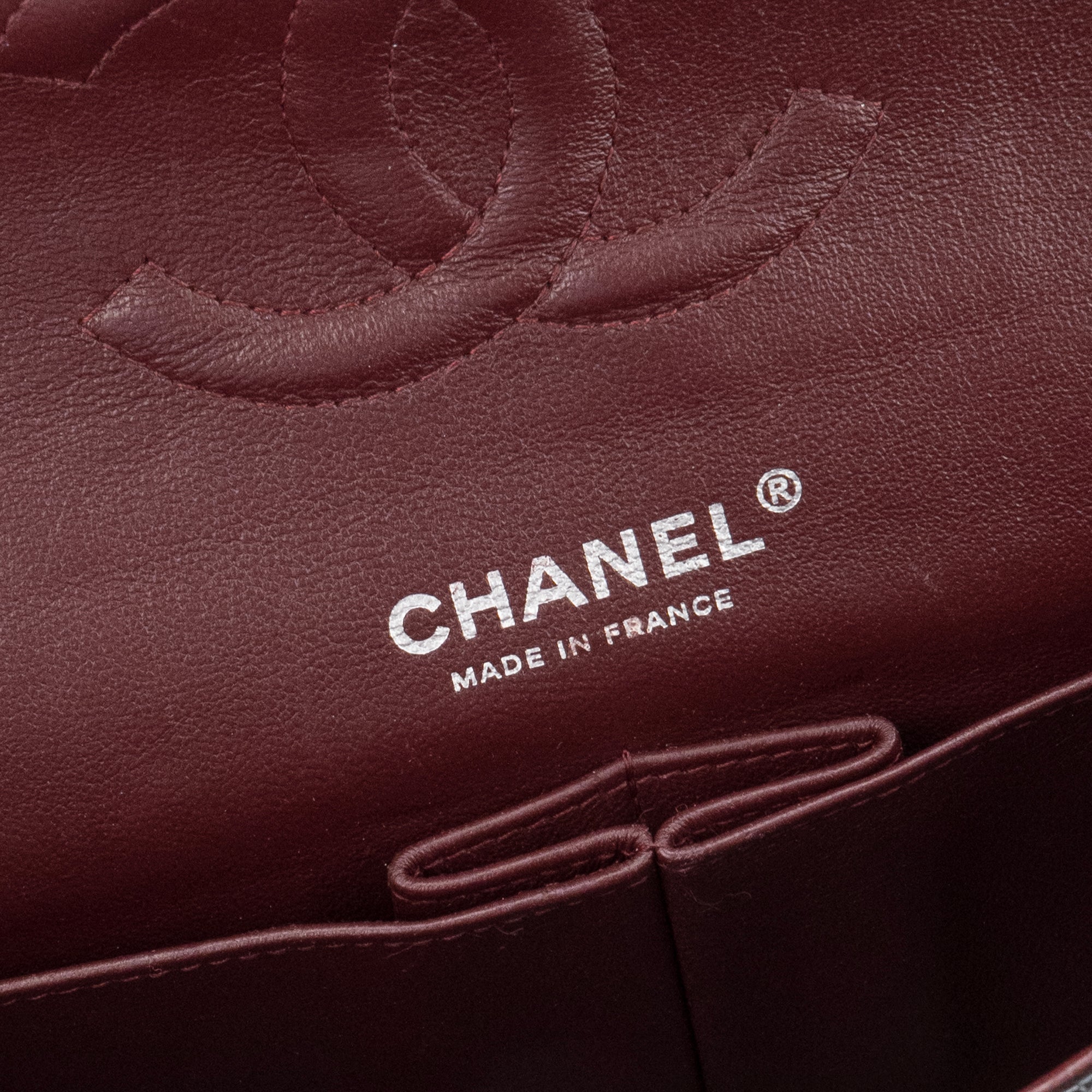 CHANEL - Sac à main Classique/Timeless 11.12 Chanel en cuir caviar noir