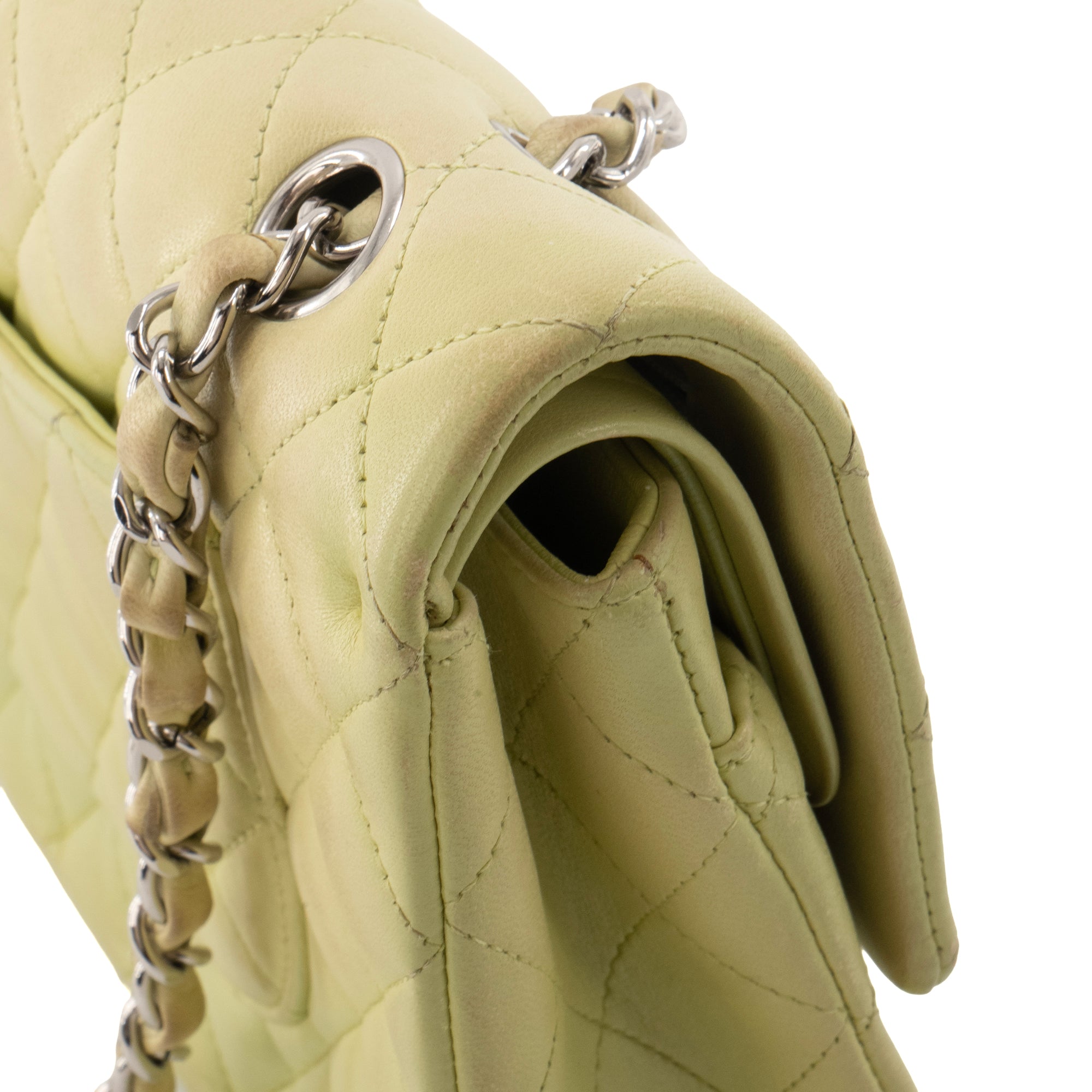 CHANEL - Sac à main Classique/Timeless 11.12 Chanel en cuir d'agneau vert