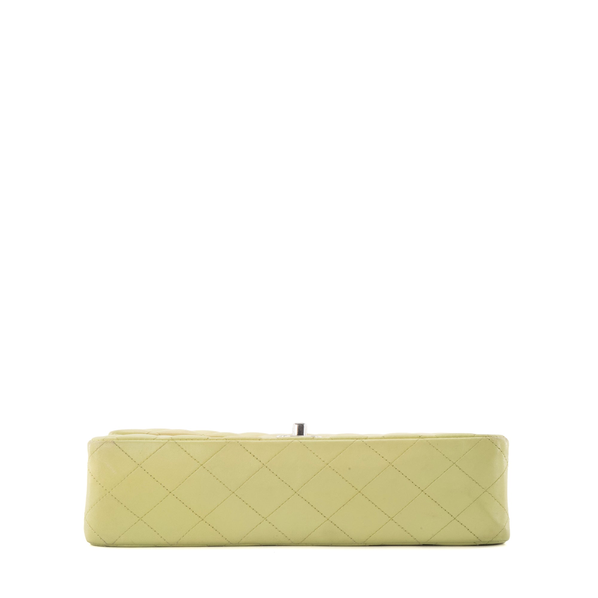 CHANEL - Sac à main Classique/Timeless 11.12 Chanel en cuir d'agneau vert