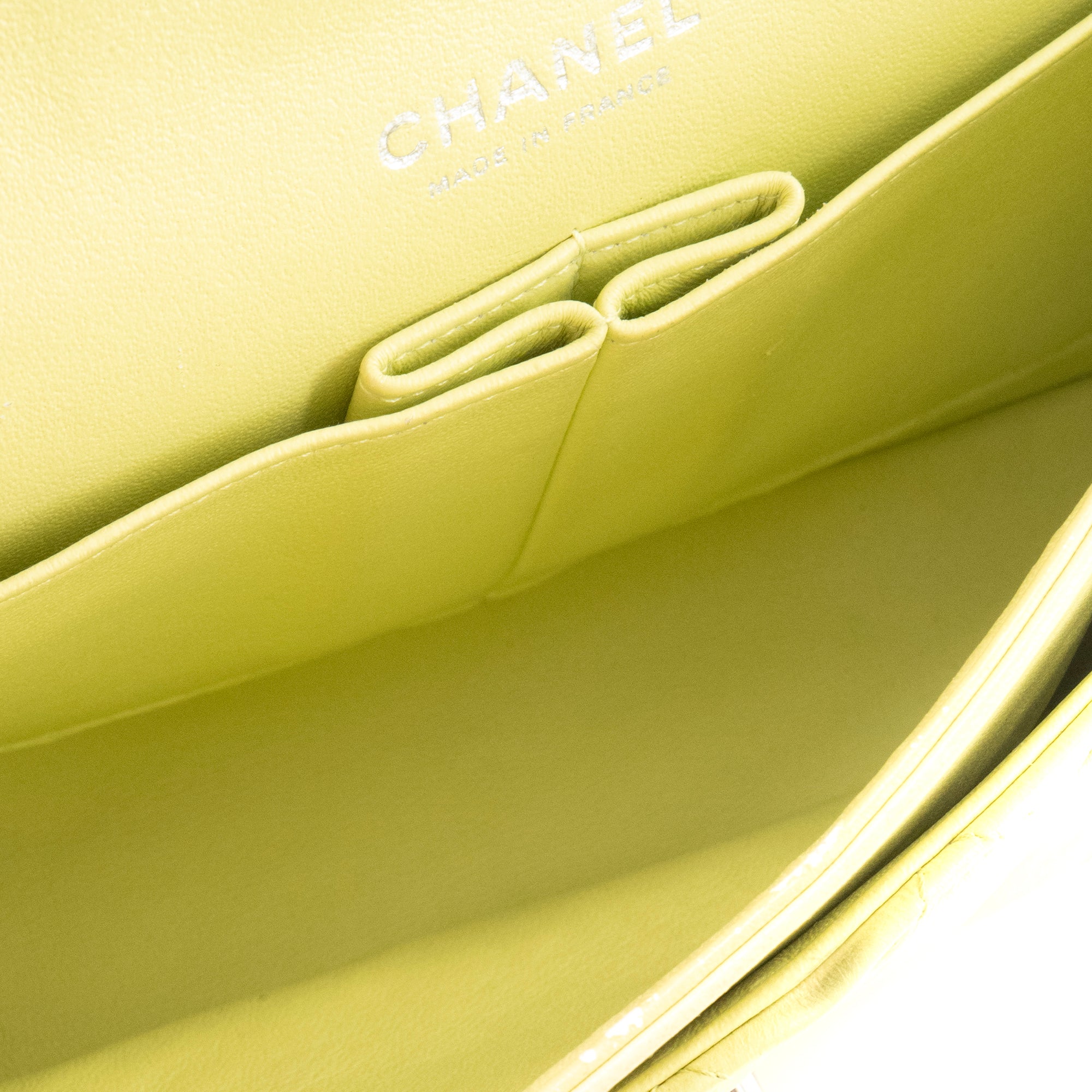 CHANEL - Sac à main Classique/Timeless 11.12 Chanel en cuir d'agneau vert